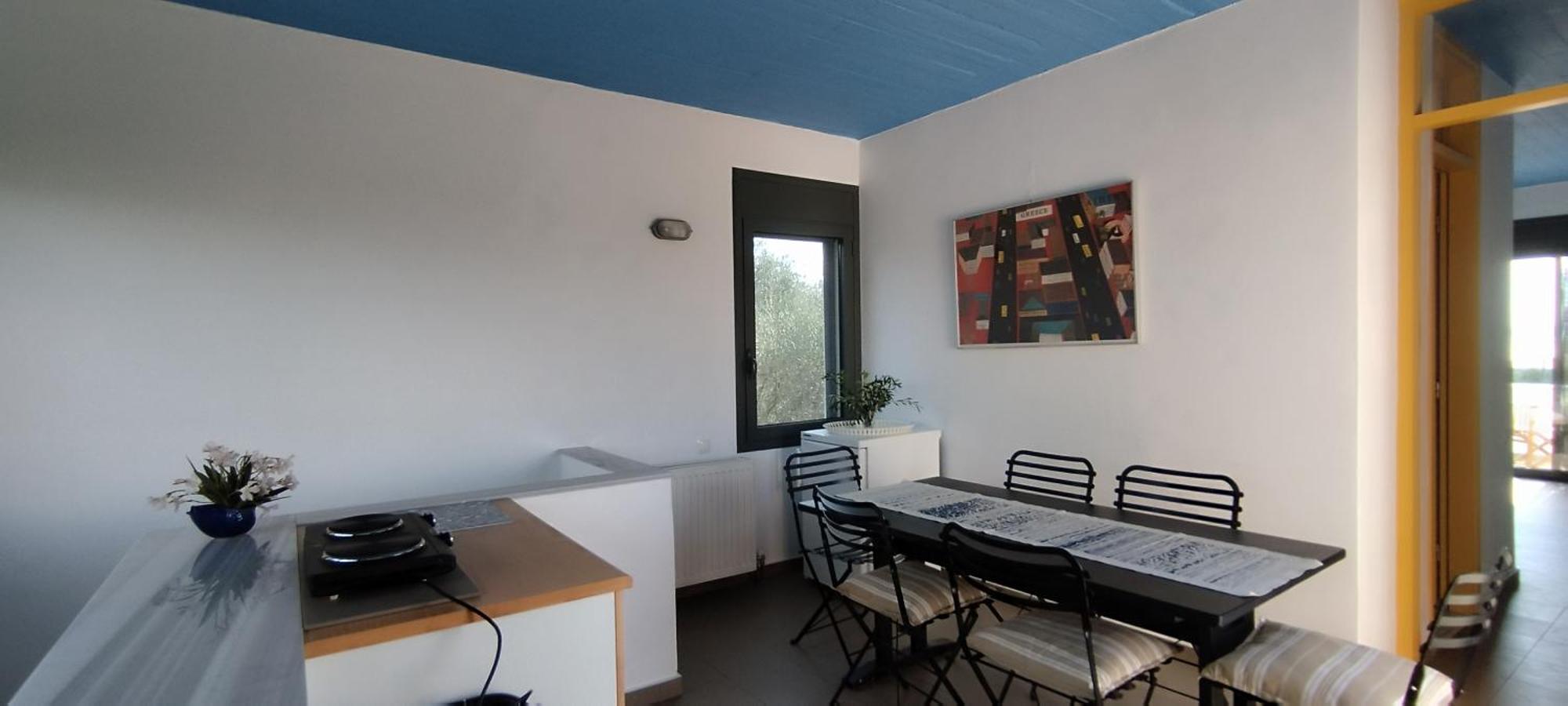 Liofyto - Stylish With Views To Foinikounda Bay Villa *