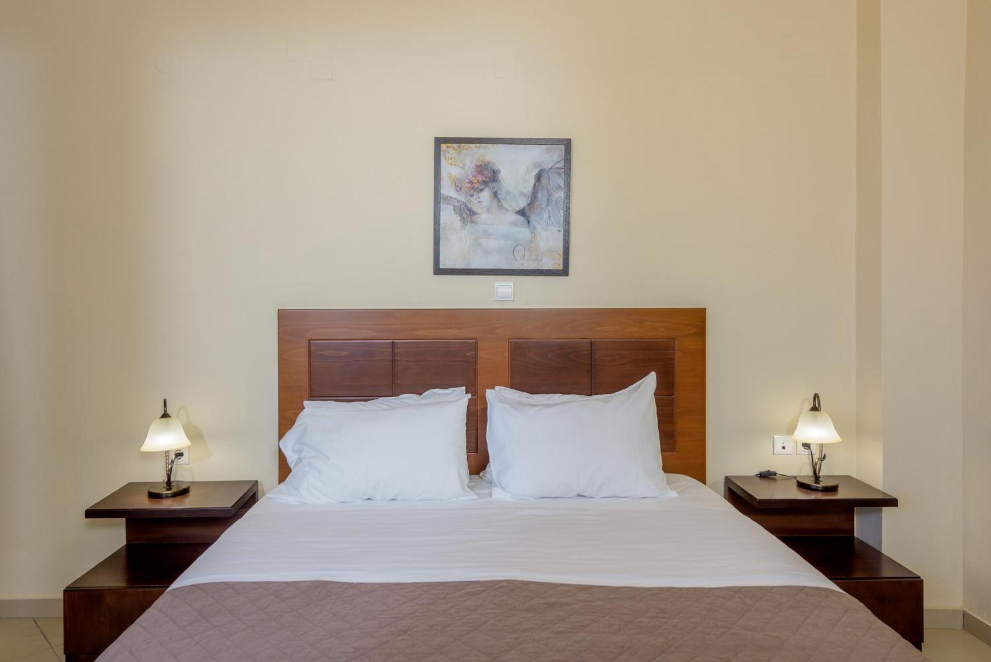 Eurohotel Theo Hotel Agia Marina (Crete)