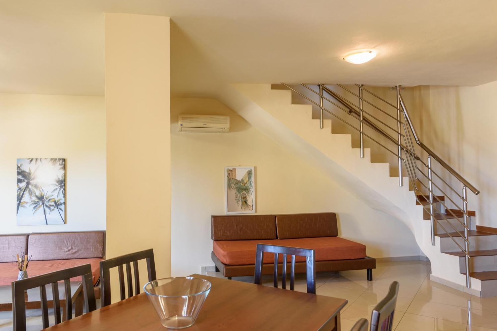 Hotel Eurohotel Theo 4*