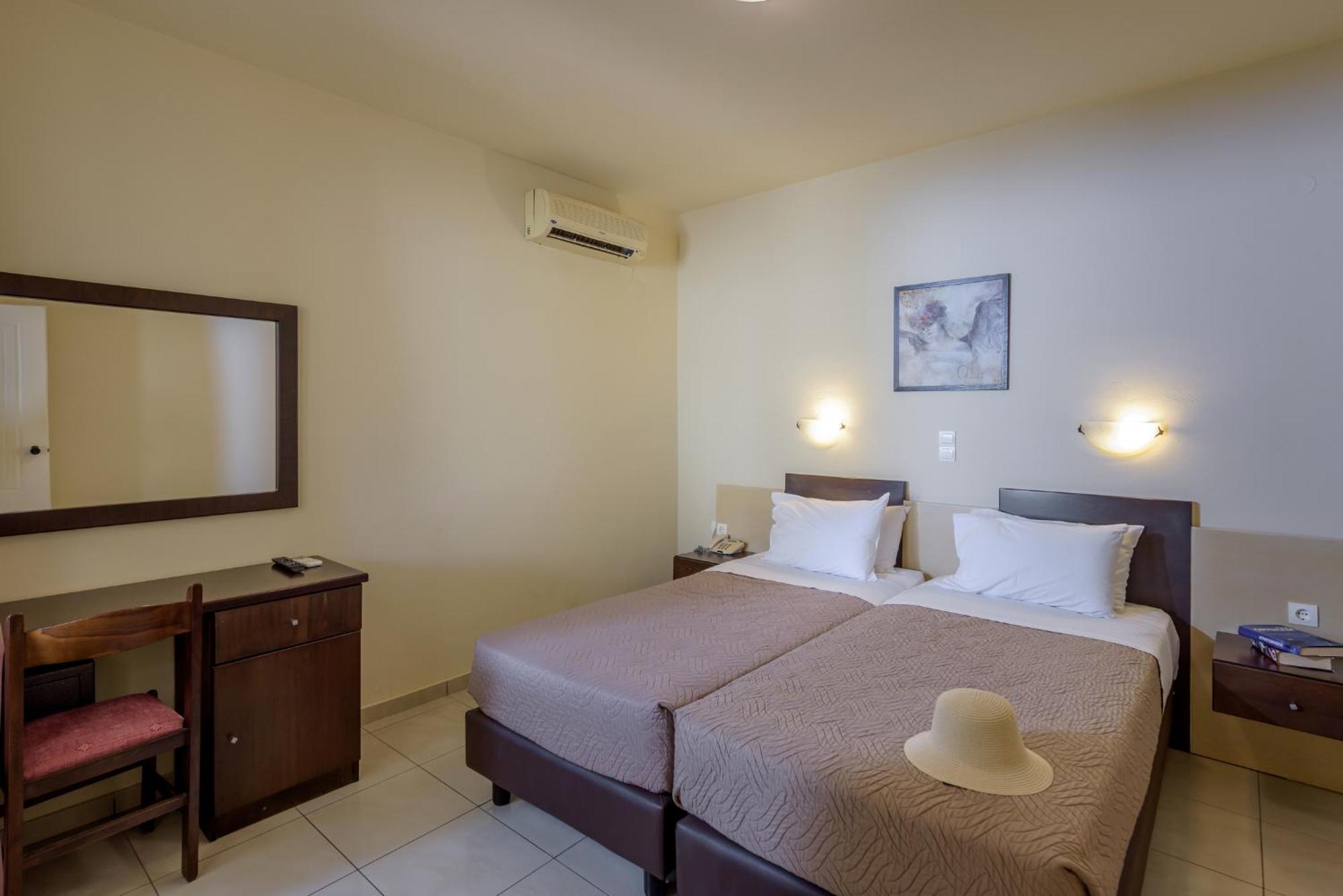 Eurohotel Theo Hotel Agia Marina (Crete)