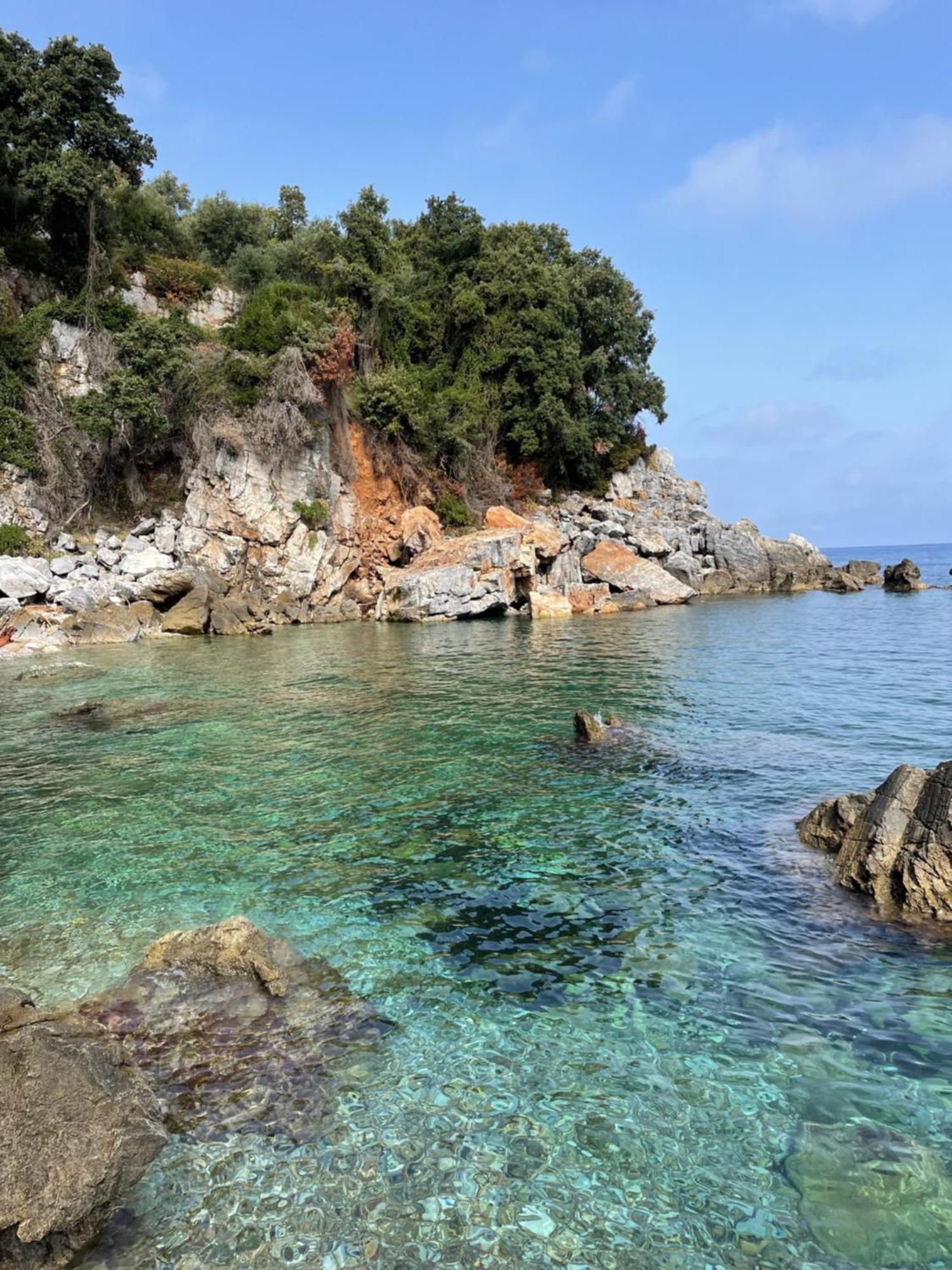Holiday home Hideaway In With Private Access To Sea Anna's Horizon