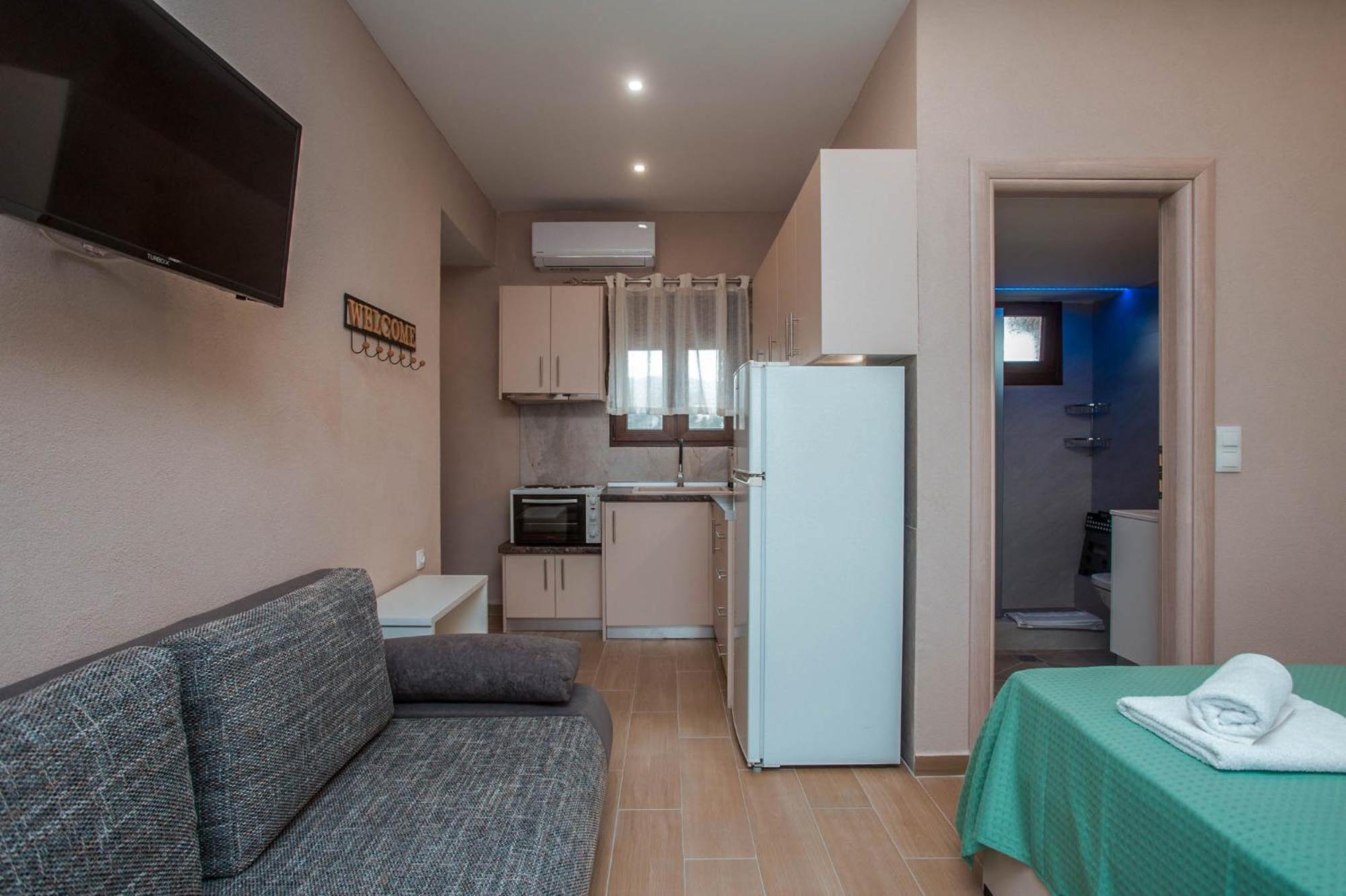 Apartment House Christina Vourvourou