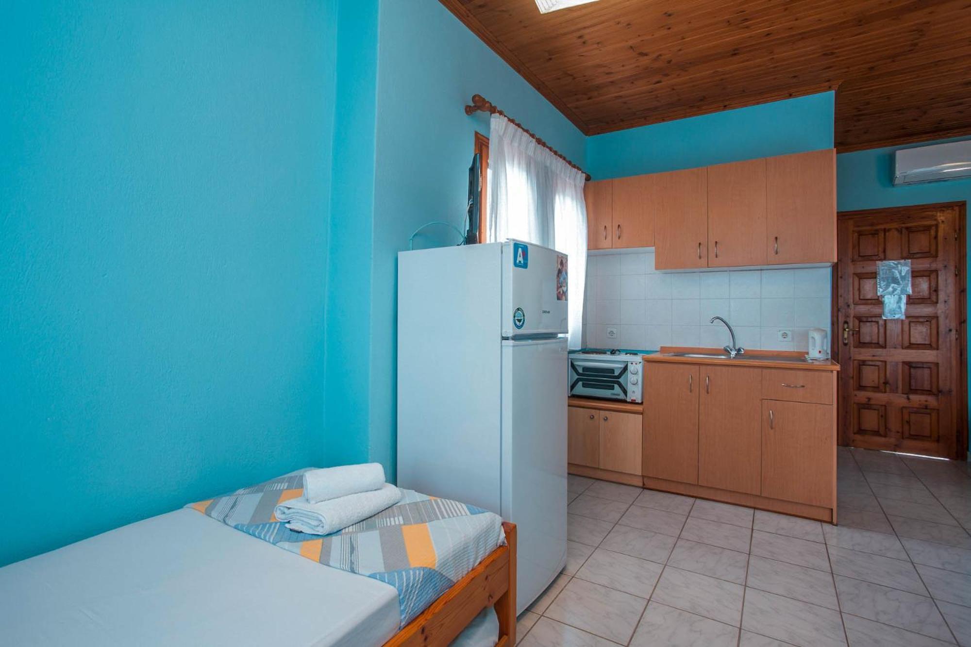 Apartment House Christina Vourvourou