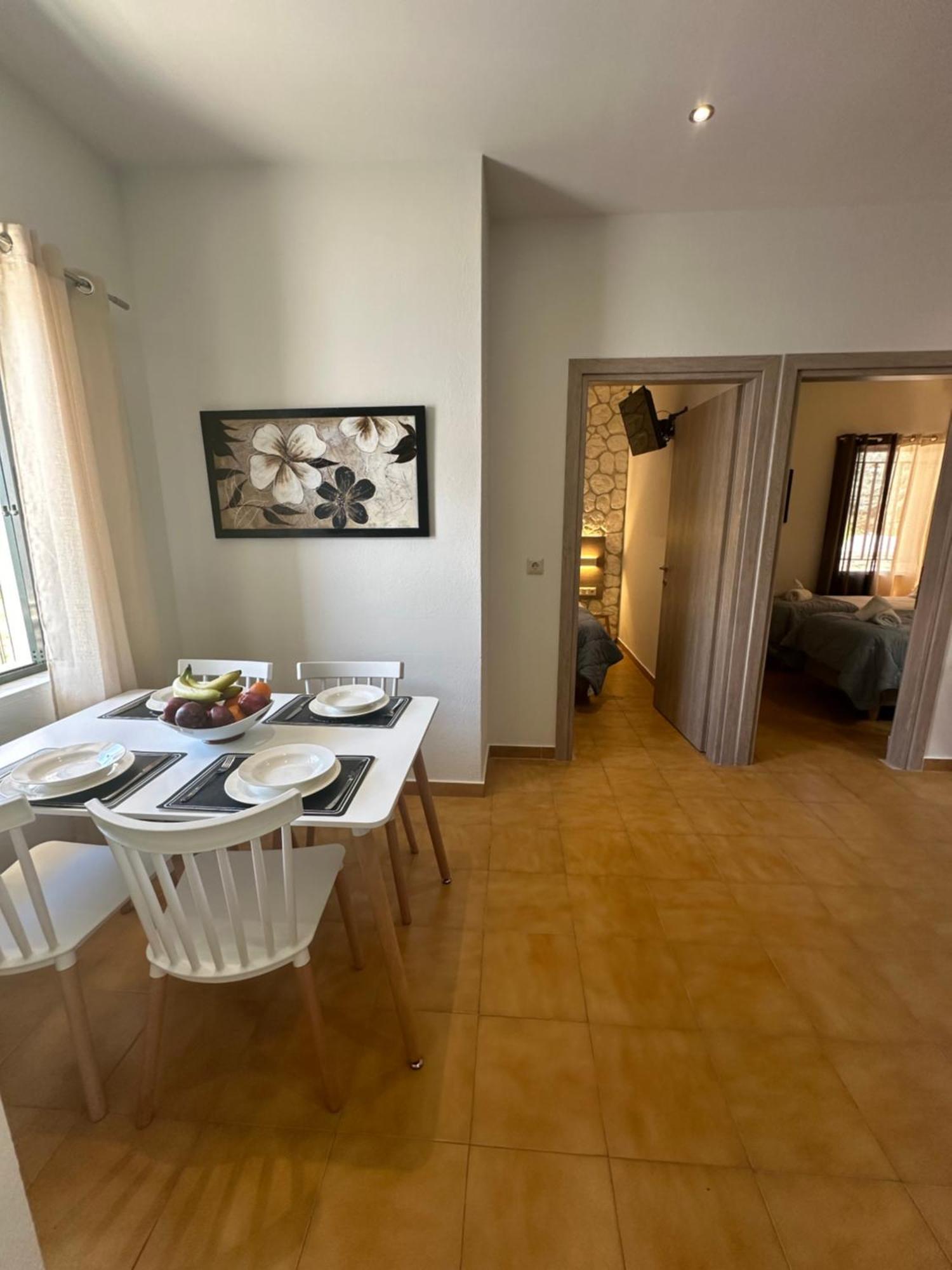 Vladimiros Apartment Barbati