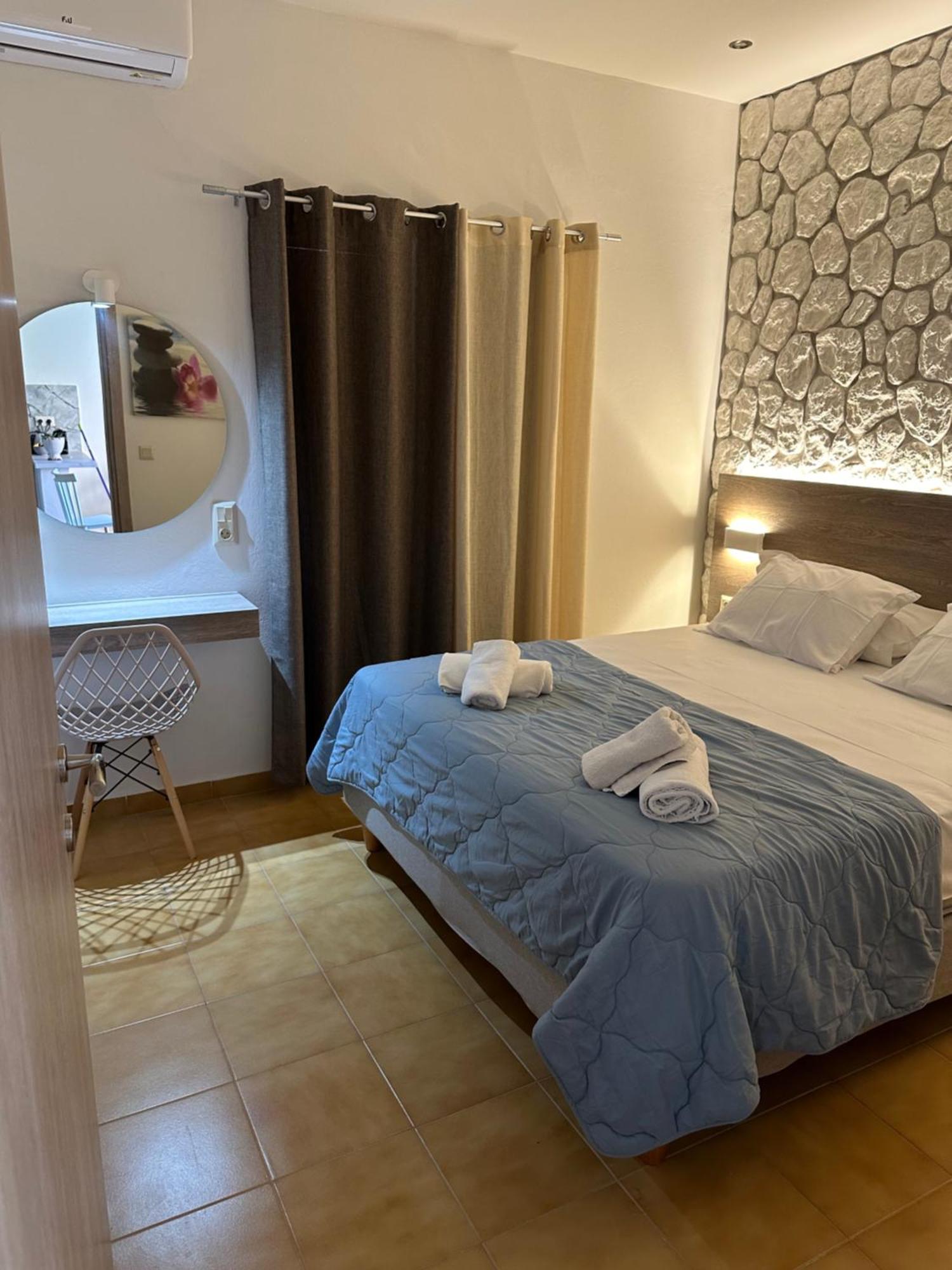 Vladimiros Apartment Barbati