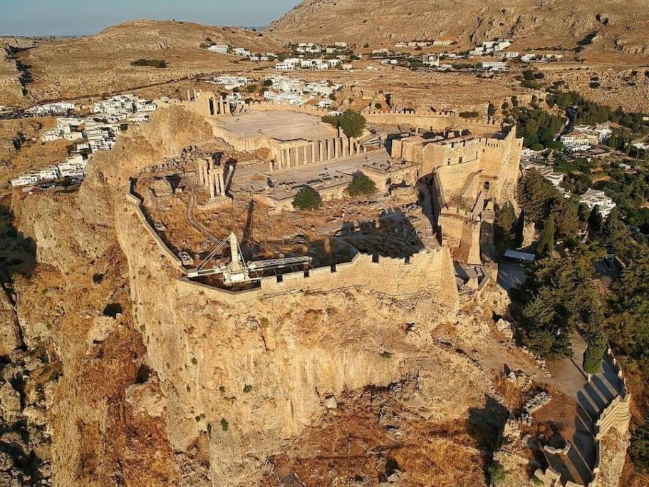 Kalithea-hills With Pool For 8 Up To 12 In Rhodes Town Villa Asgourou