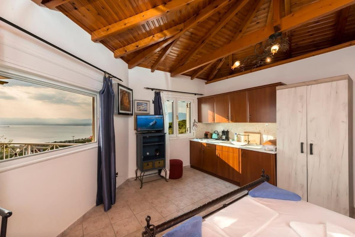 Apartment Needa's - Eros Loft With Infinity Pool Kalamata