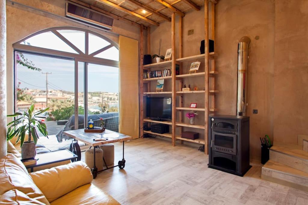 Lenico Beachfront