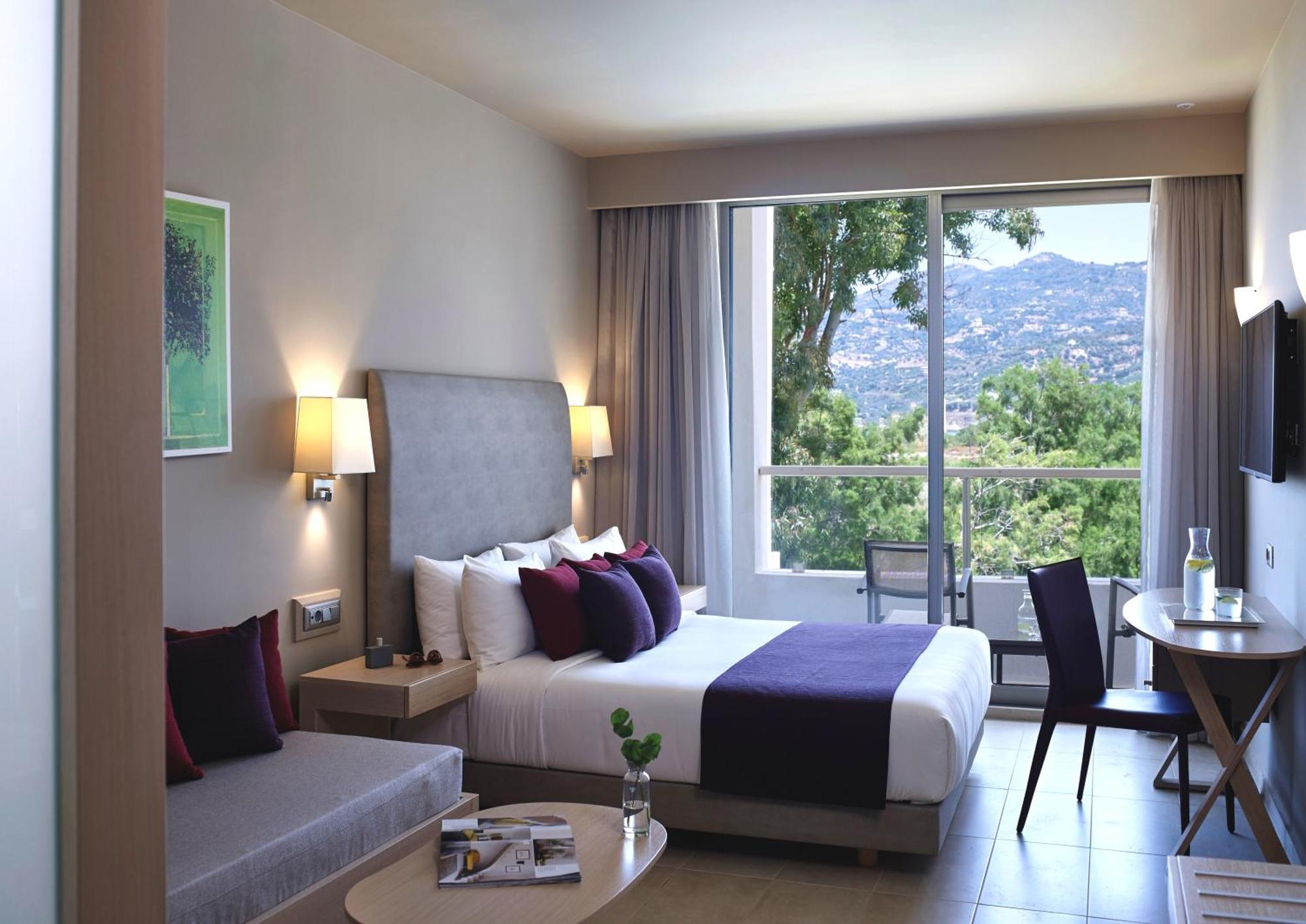 Hotel Atlantica Akti Zeus 4*