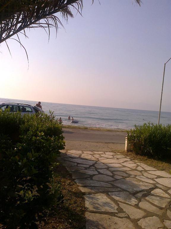 Front Salvanos Acharavi (Corfu)