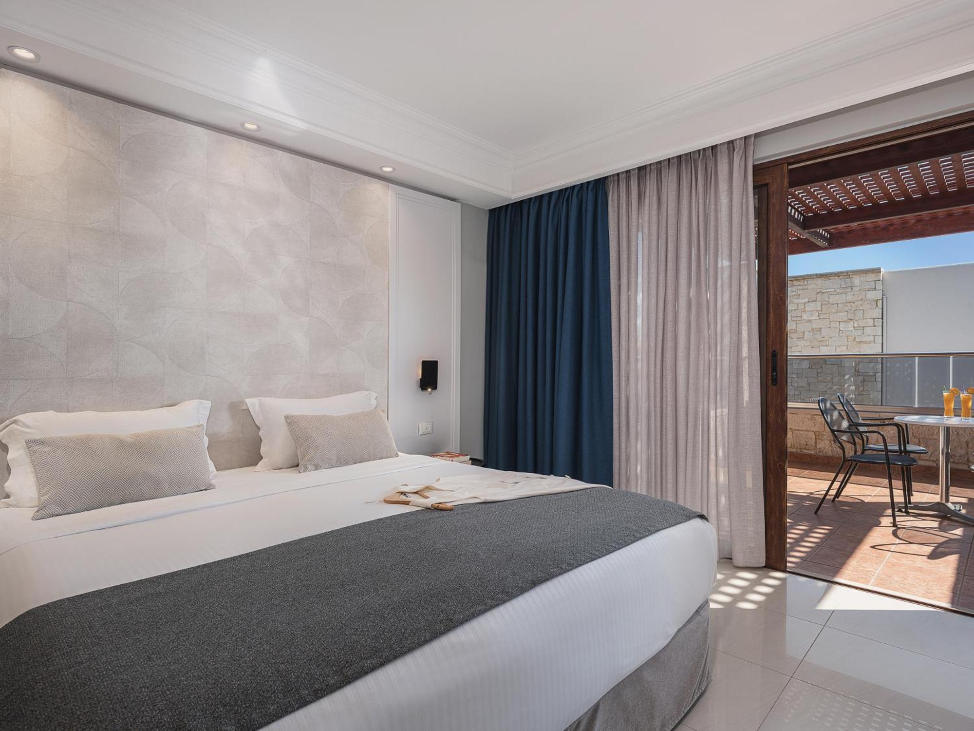 Caldera Creta Paradise 4*