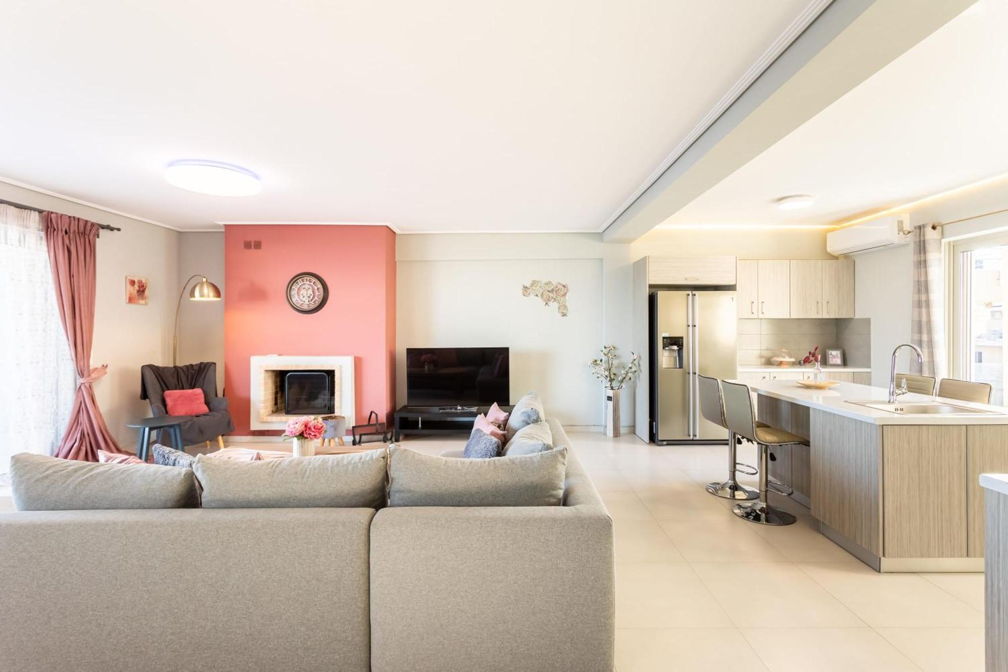 Beachfront Retreat - Peony Seabreeze Gem Apartment
