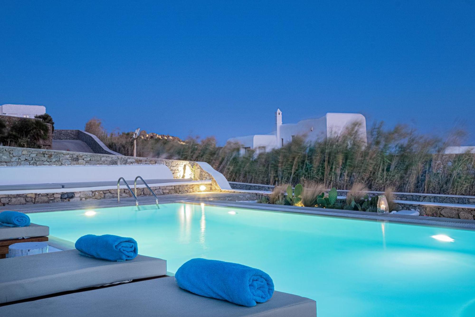 Mando Pool Villas W Sea Views - Five Bedrooms *