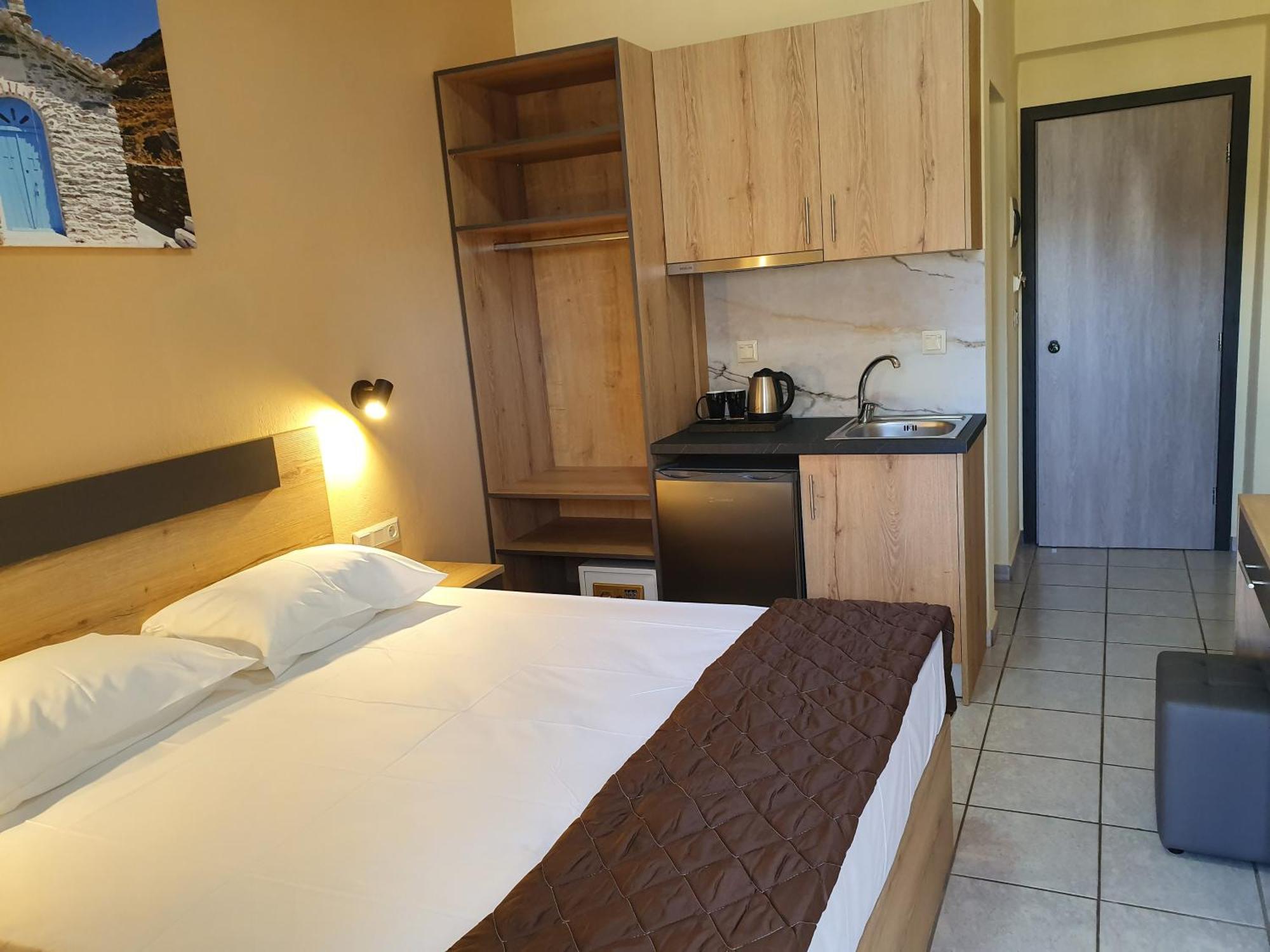 Calypso Aparthotel *