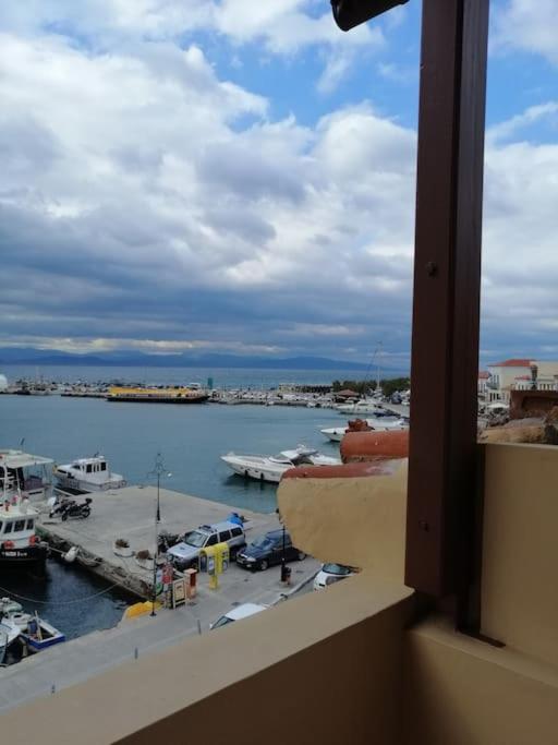 Port 2-διαμέρισμα στο λιμάνι της αίγινας 2 Apartment Aegina