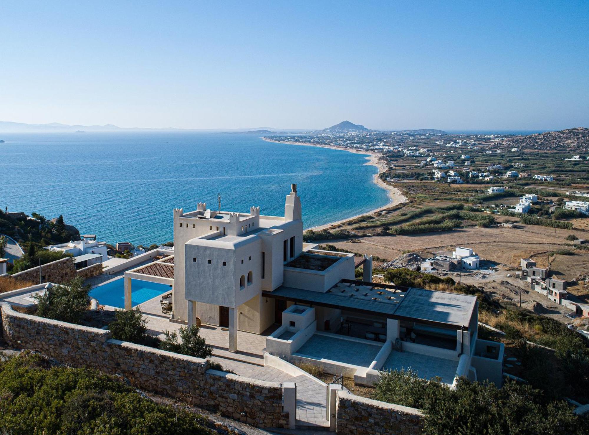 Tower Naxos Island * Plaka (Naxos)