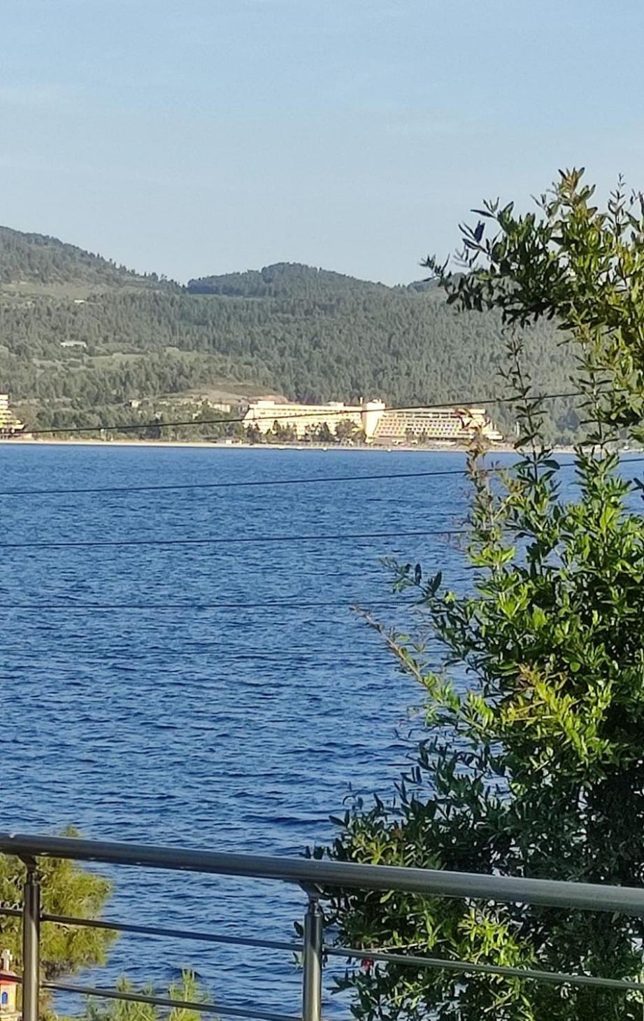 ζωη στο κυμα- Life On The Wave Holiday home