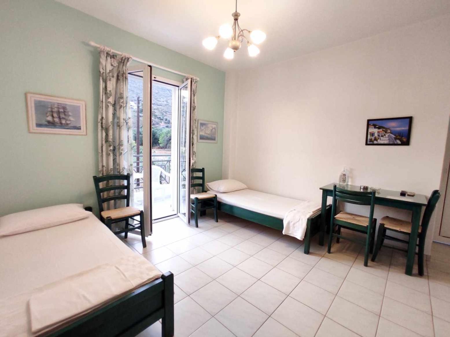 Zefiros Apartment *