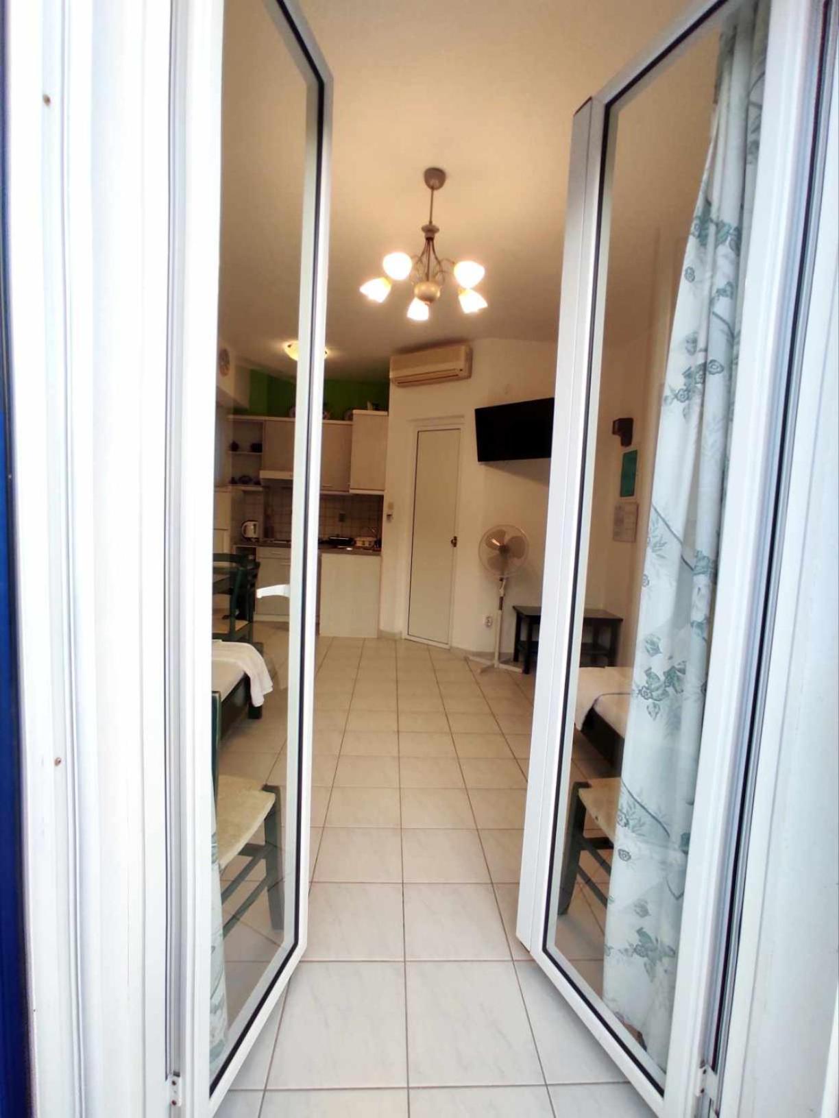 Apartment Zefiros Kipri (Andros)