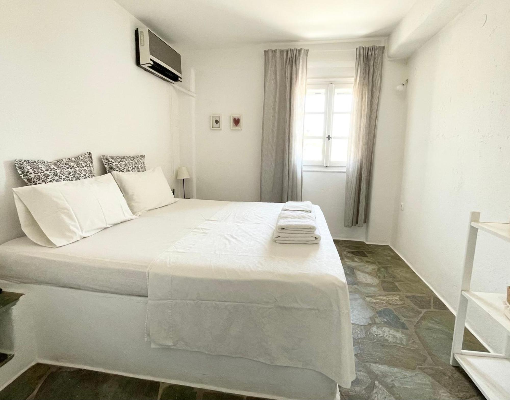 Great Views Cozy For 4 * Aspro Chorio