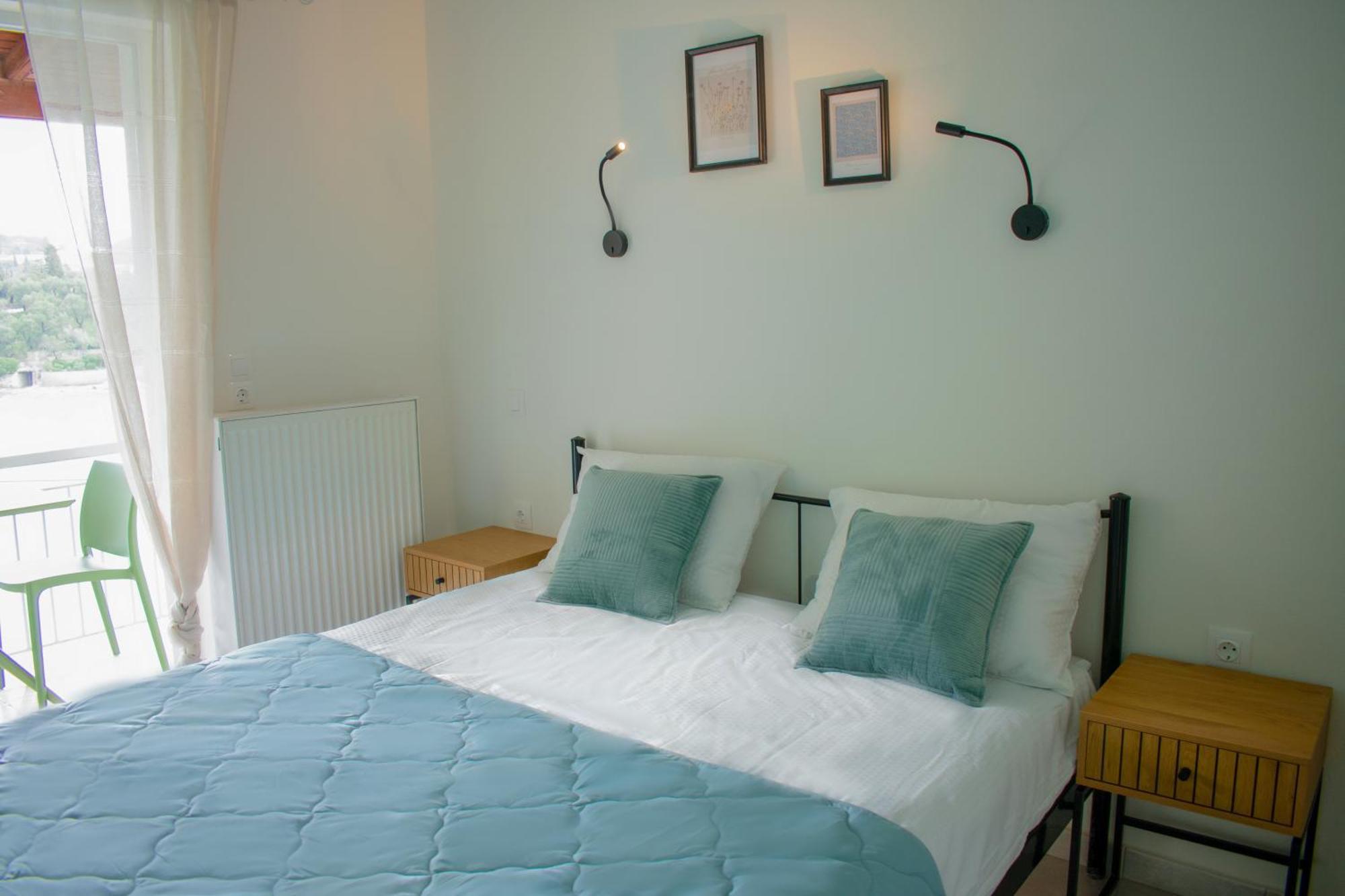 Athina Aparthotel