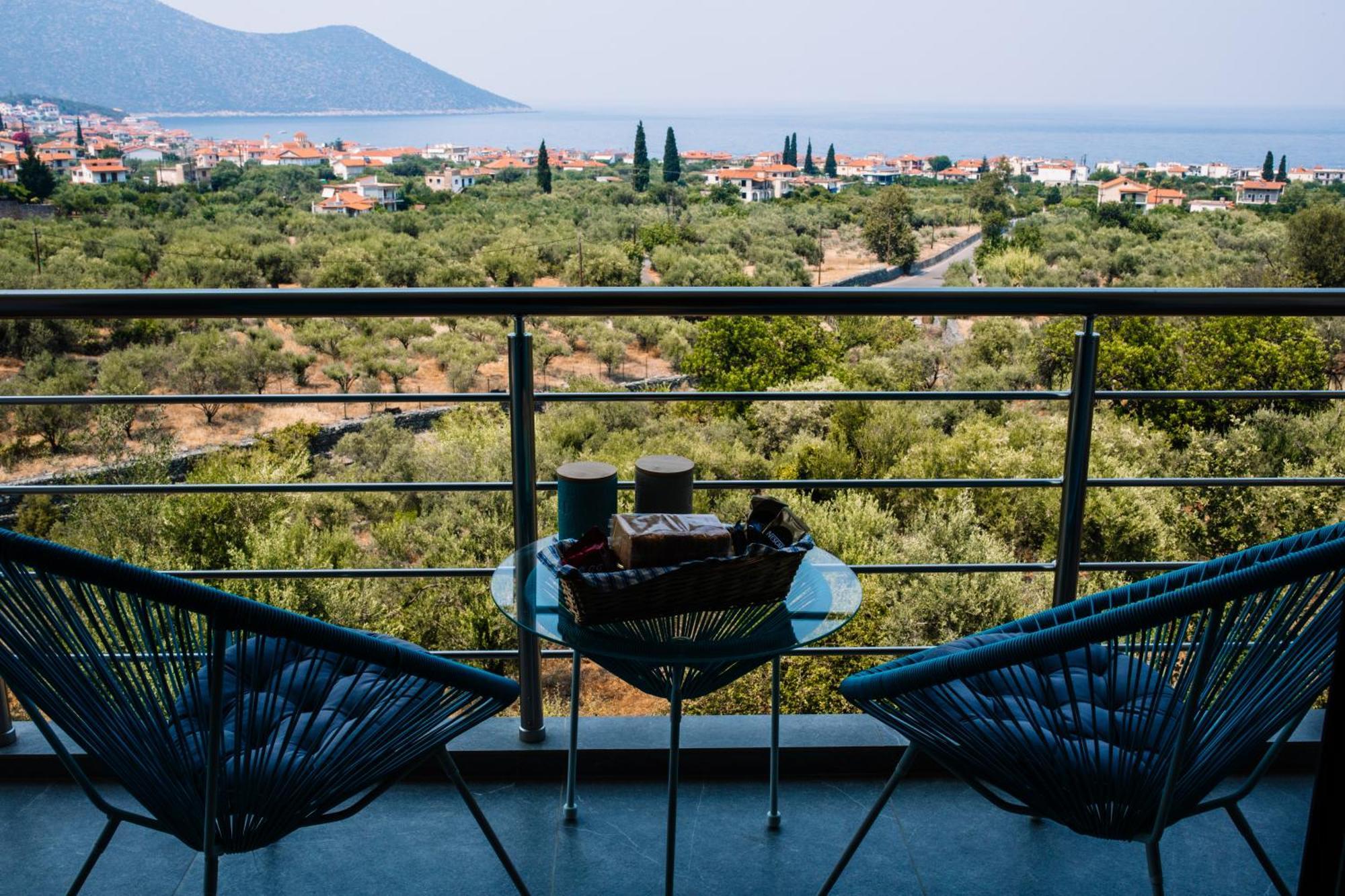 Konatsi Luxury