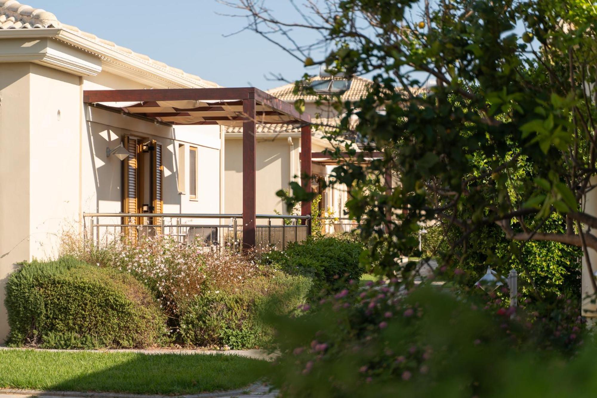 Niriides Luxury Villas
