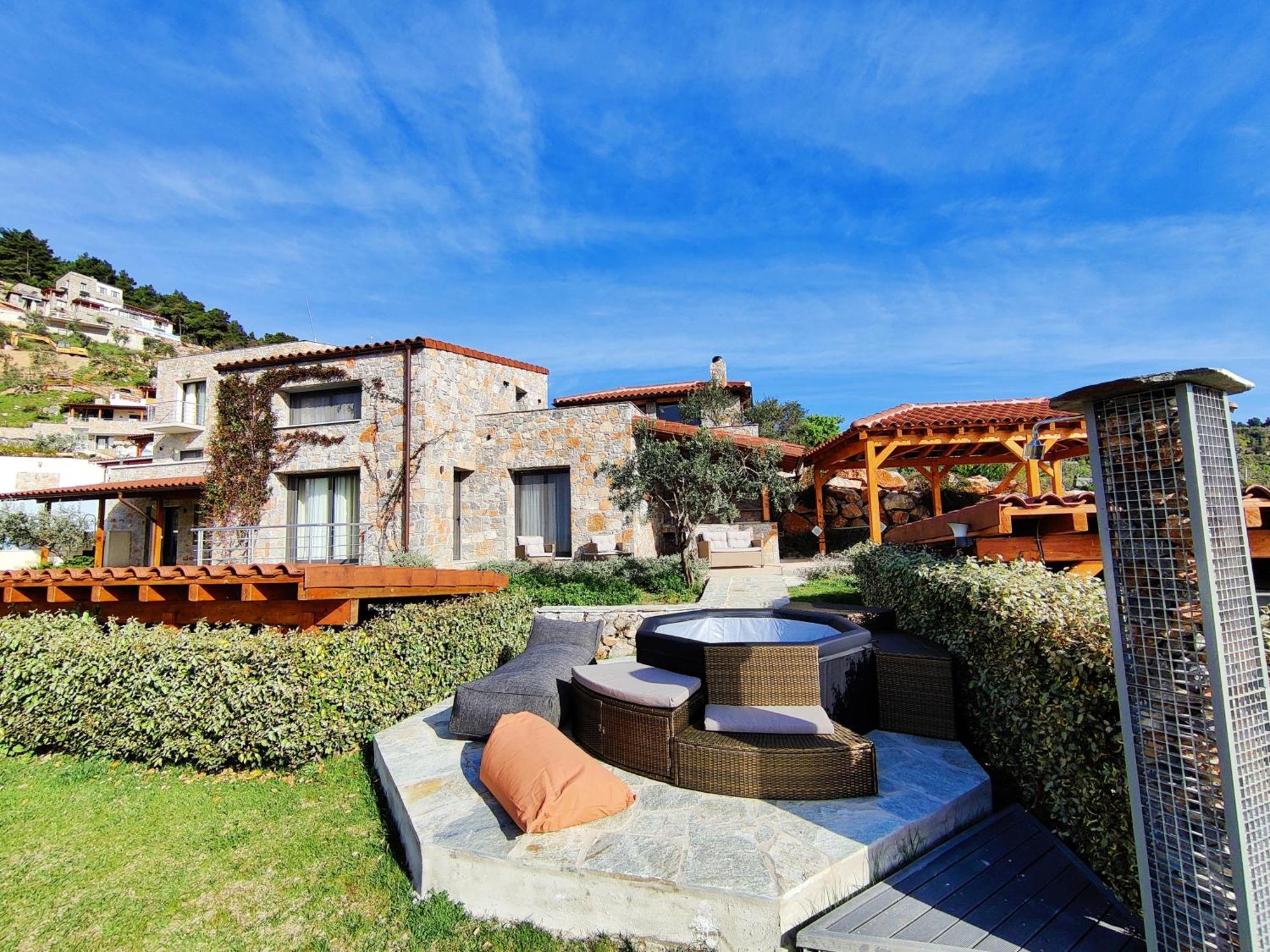 Villa Sky Sea & *