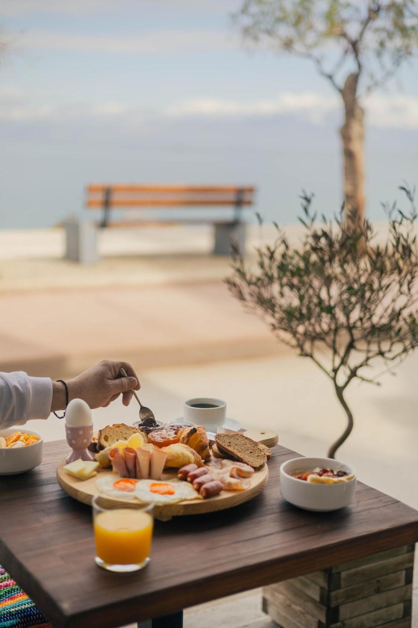 Hotel Kyani Akti 3*