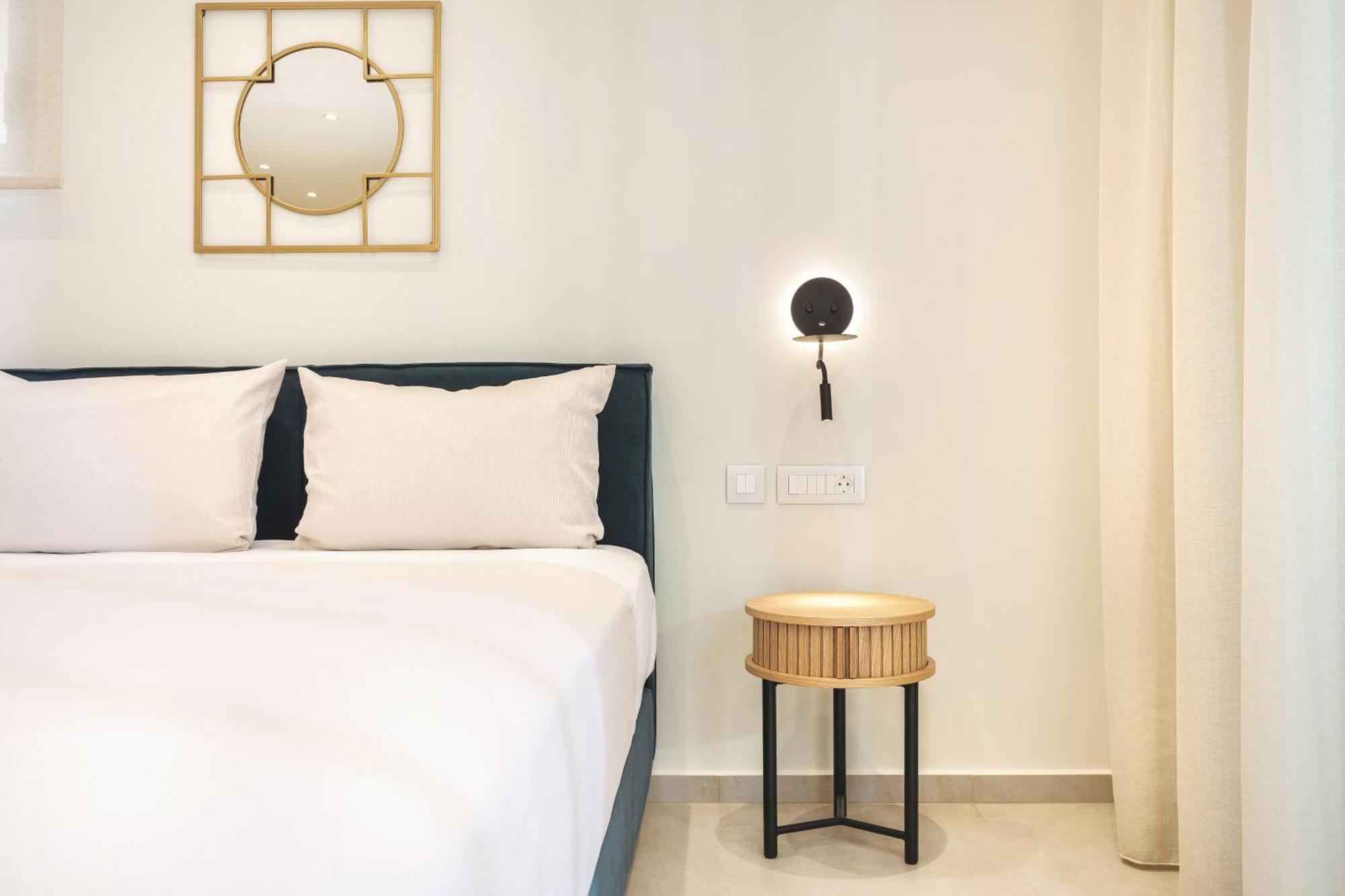 Mamfredas Luxury Planos (Zakynthos)