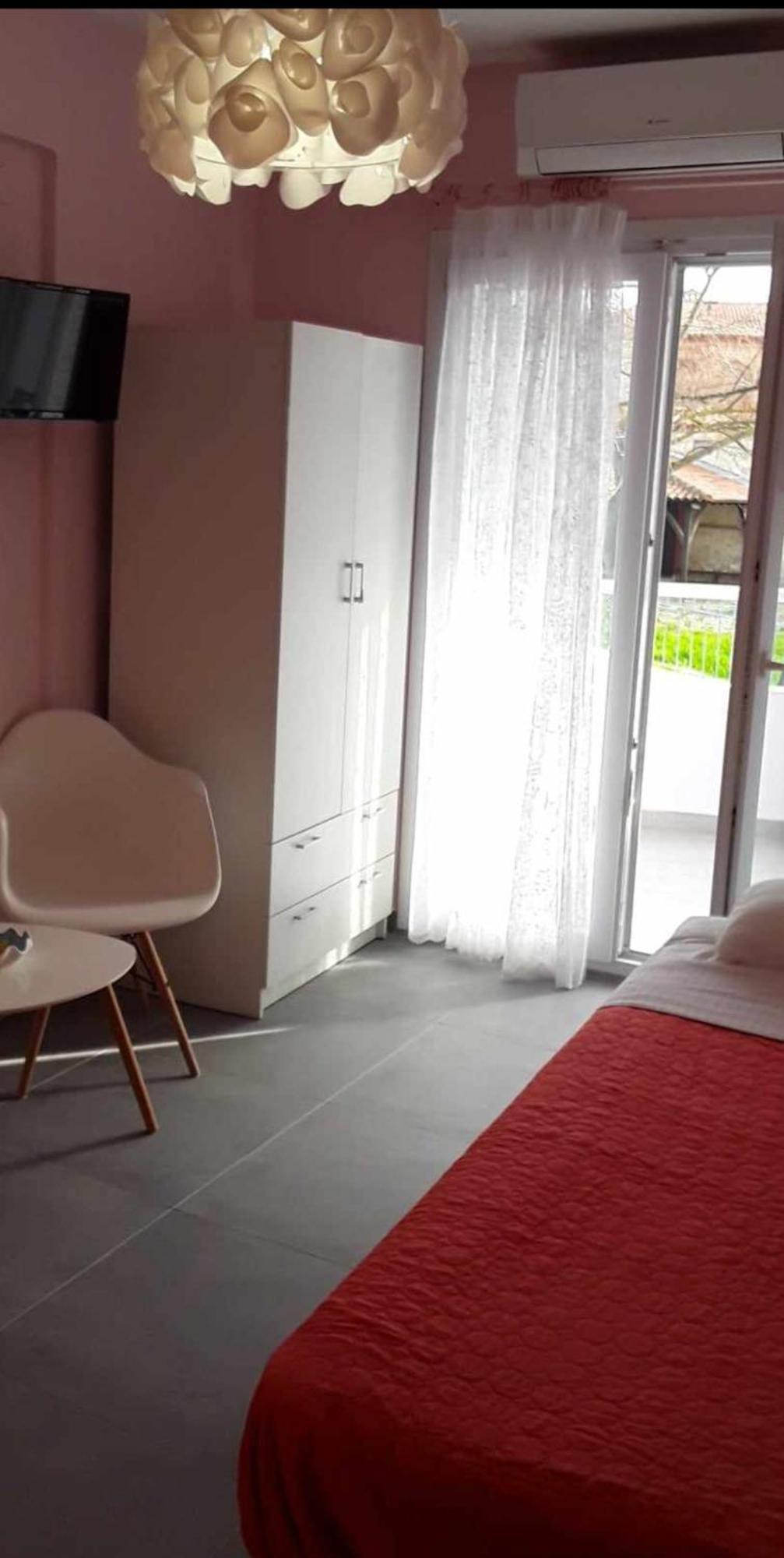 Ormos View Apartment *