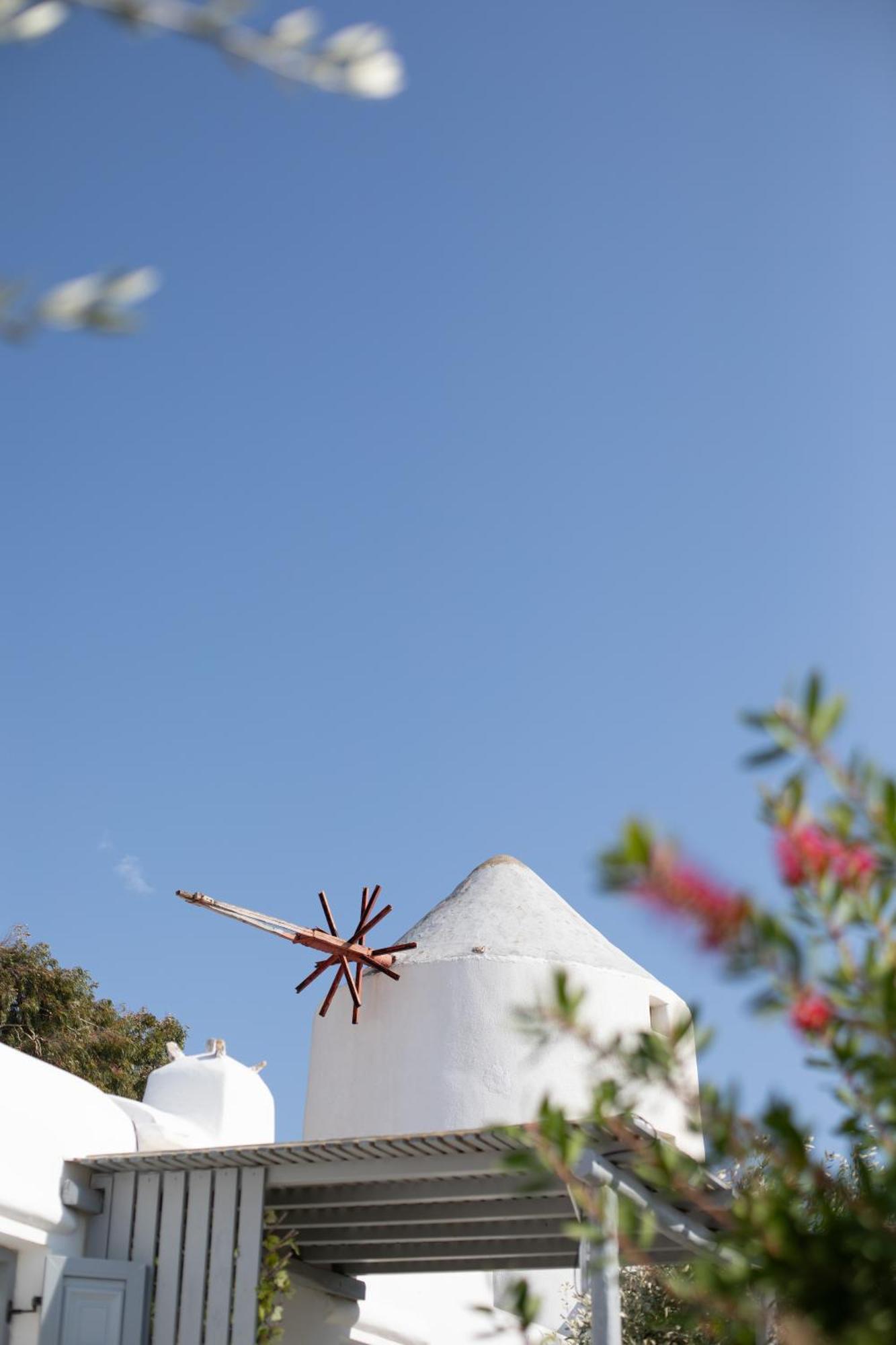 Apostolis Windmill Psarou (Mykonos)
