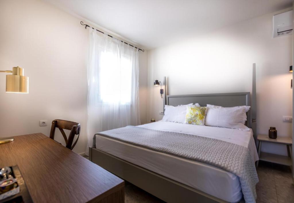 Lemon Tree House Aparthotel 4*