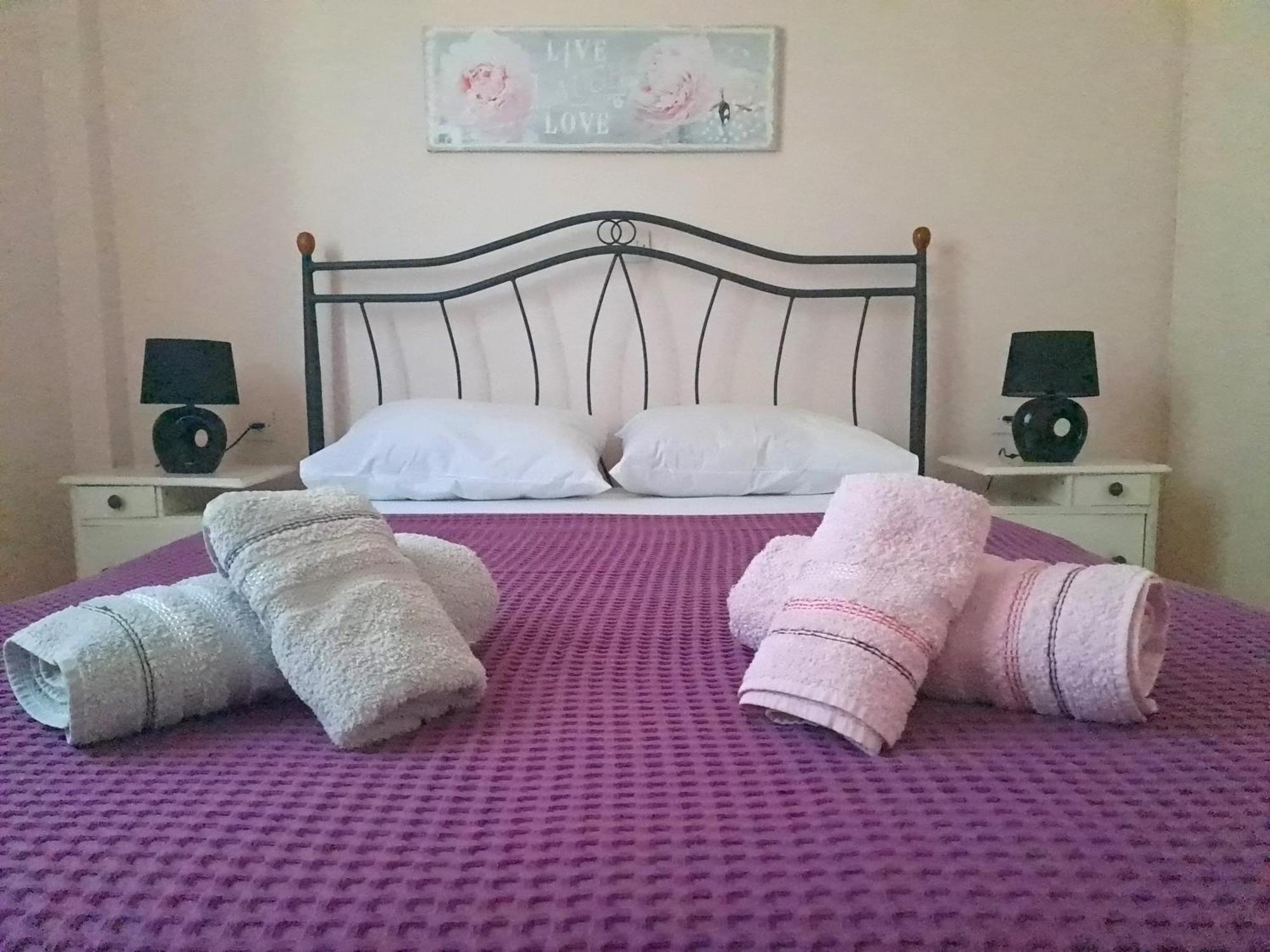 Spacious With View And Garden For Kids! Tinos