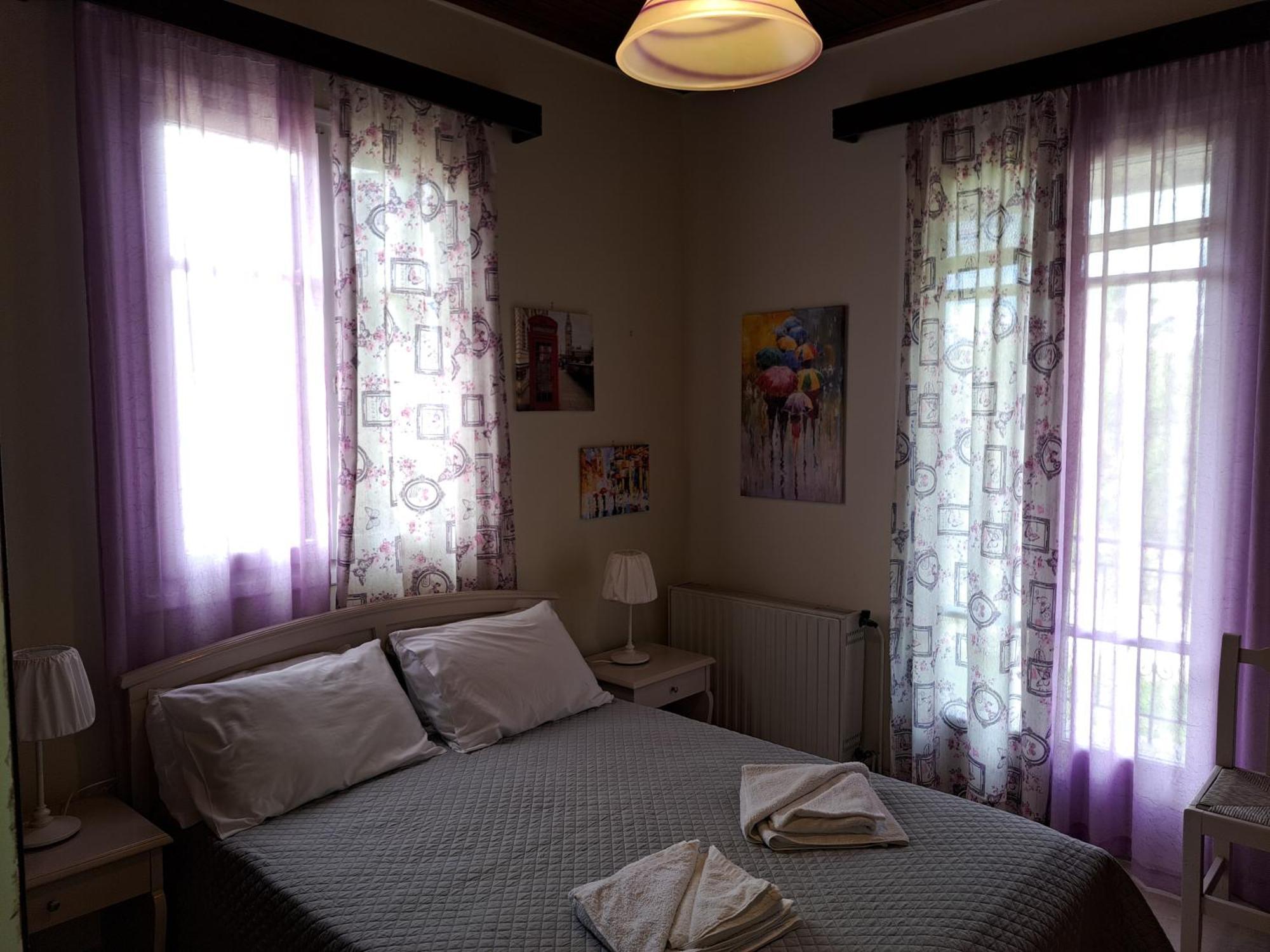 Giorgos House