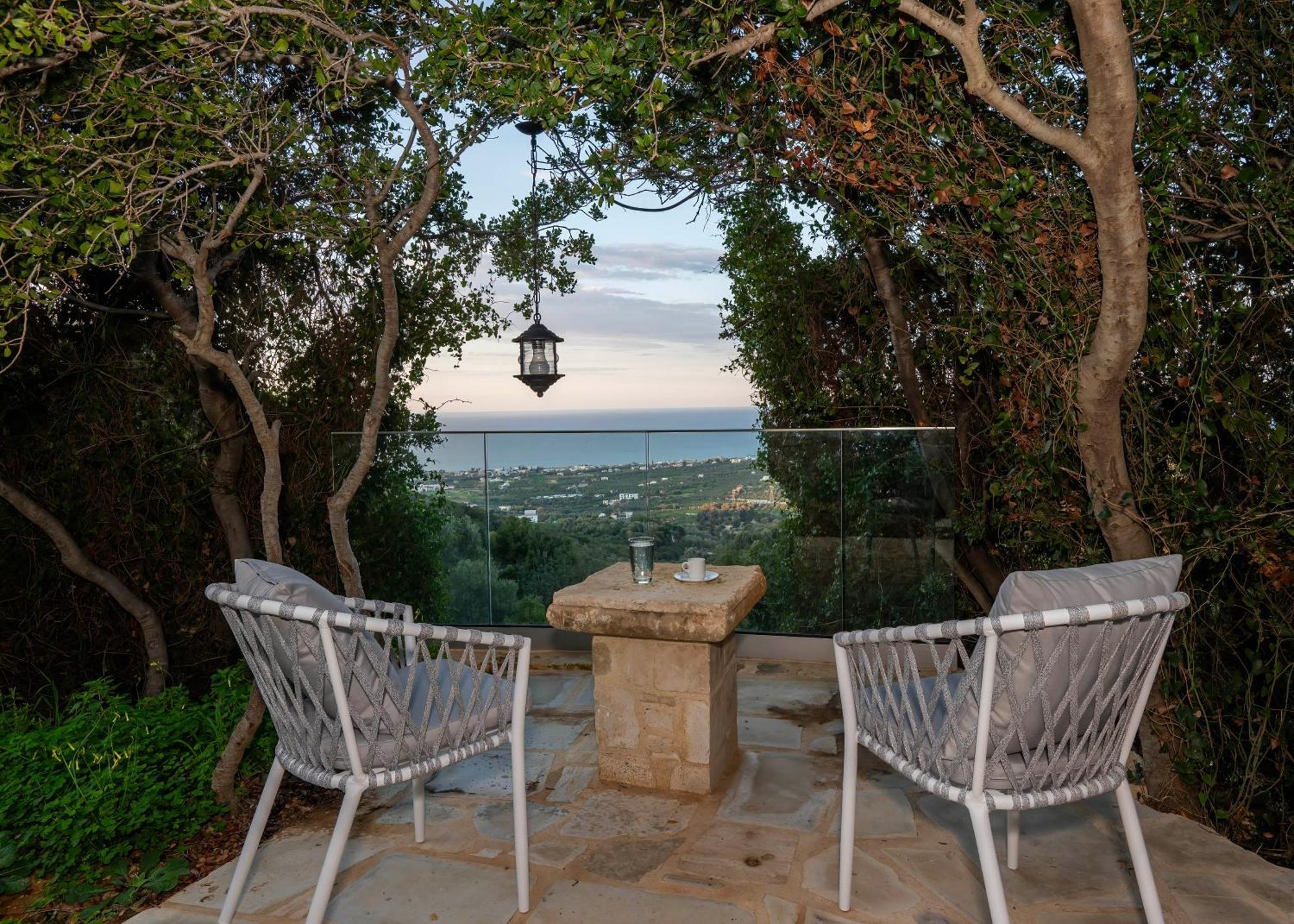Villa Maroulas Natura Palace *