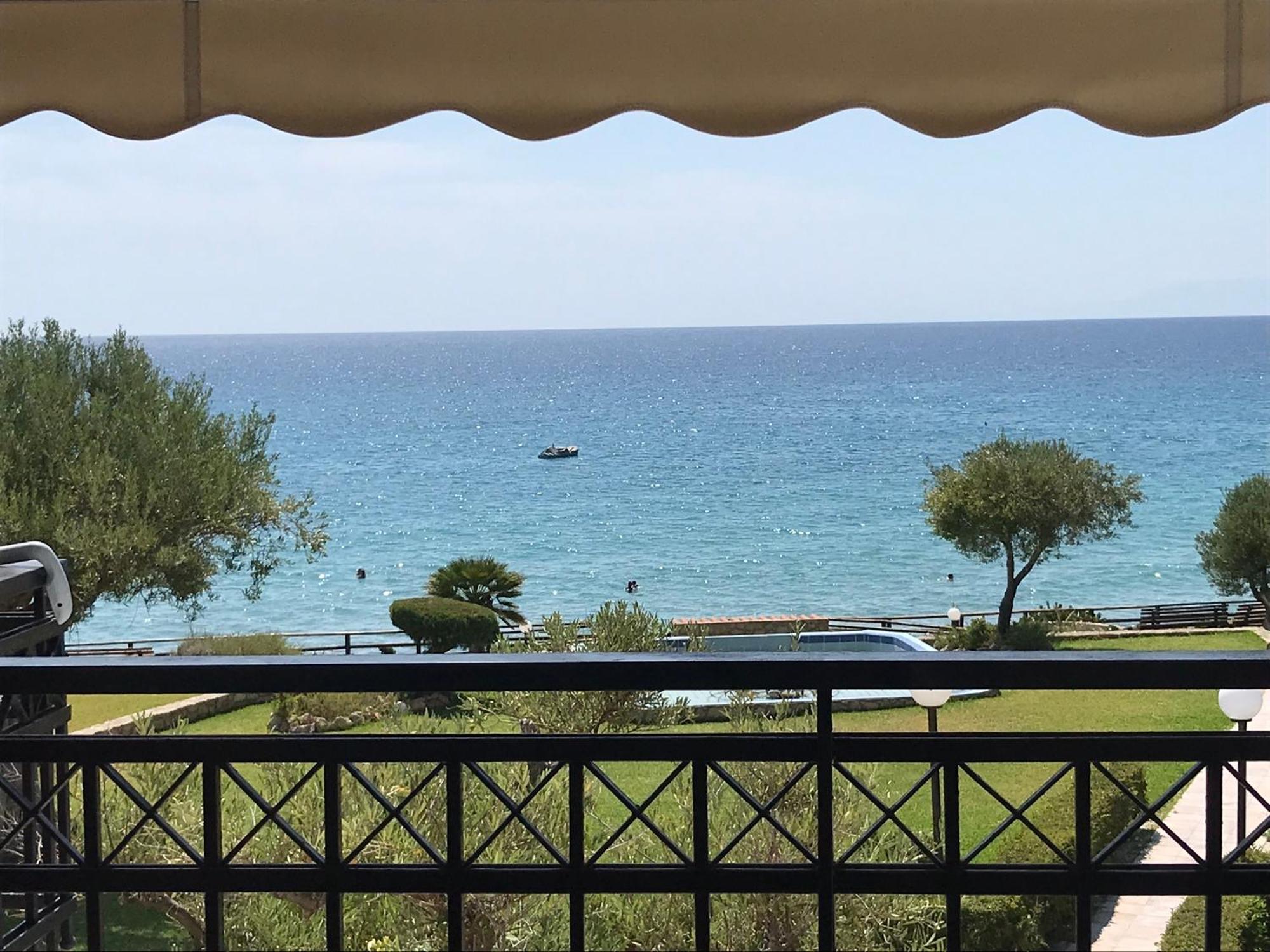 Holiday home Seaview Mesidrili Mola Kalyva