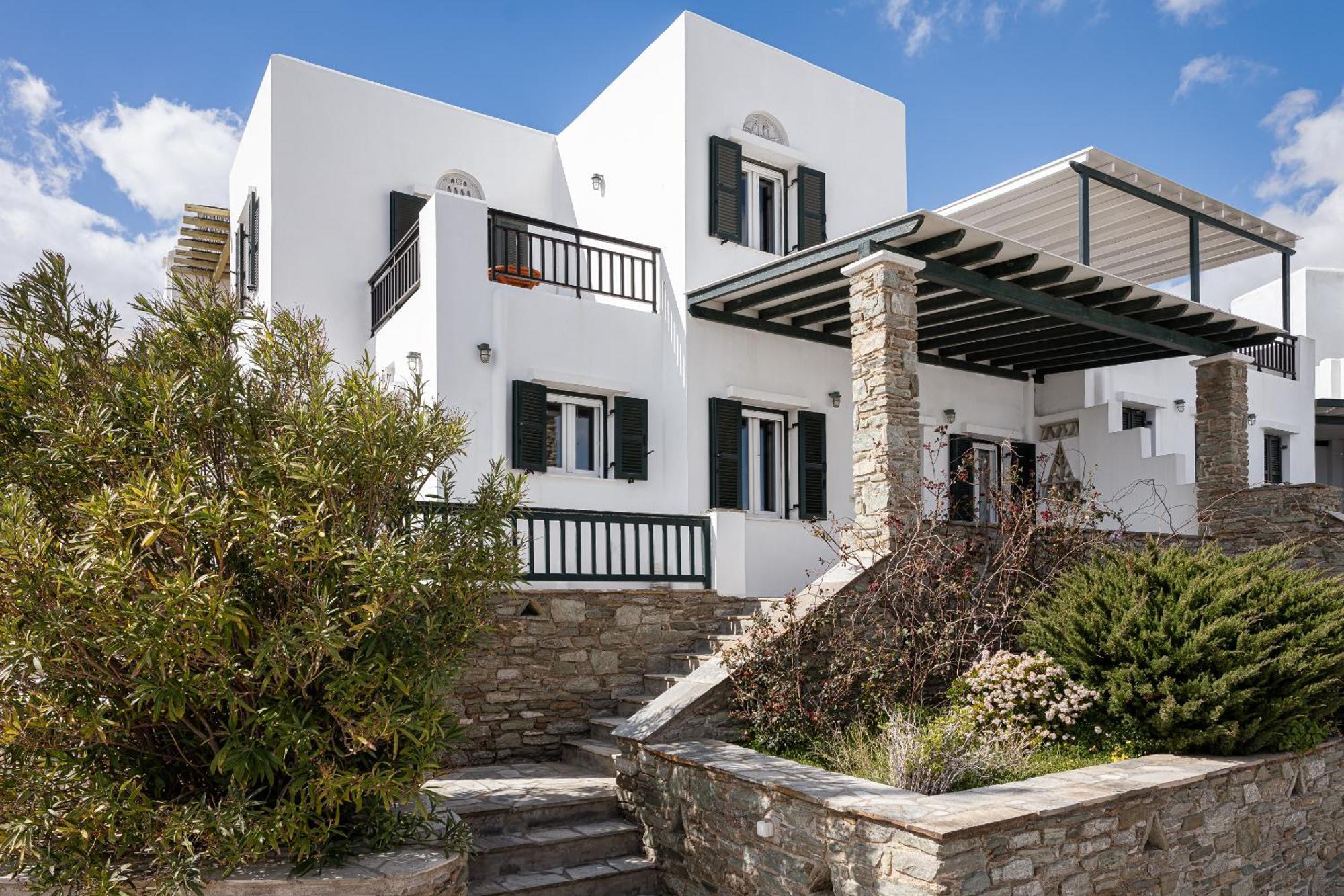 To Pelagos Villa