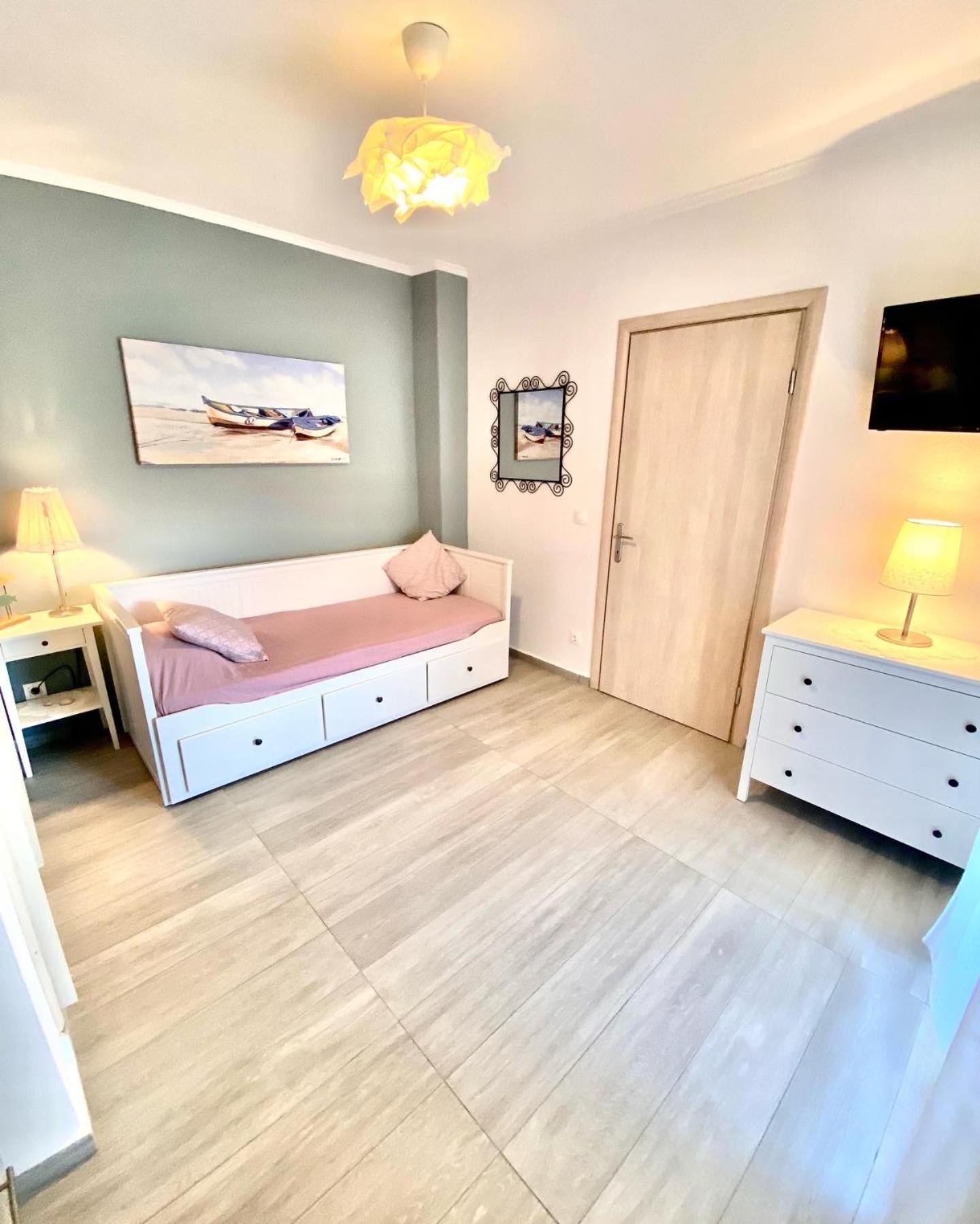 Apartment T H E Berlin And