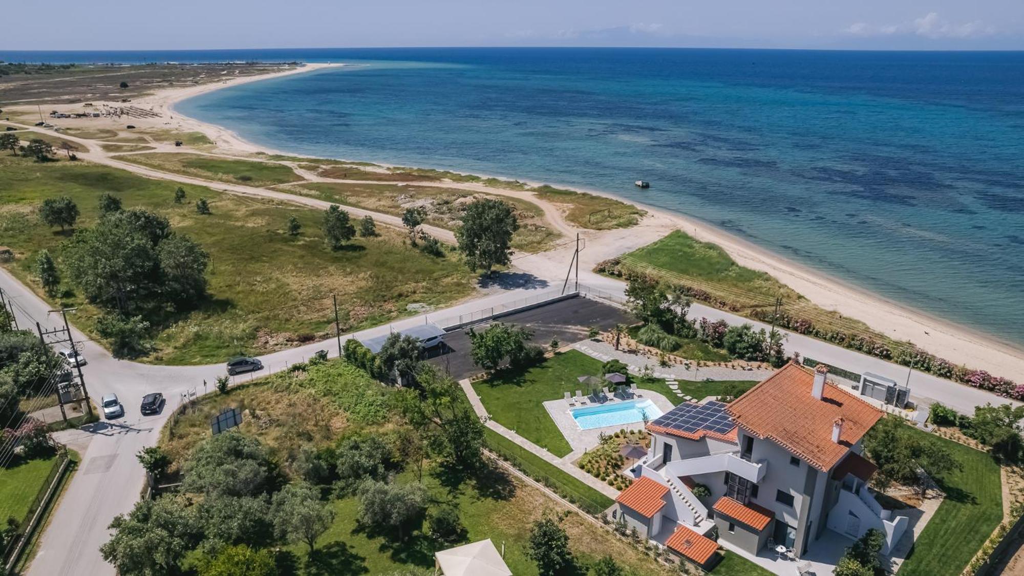 Electra Beachfront Suites, Aparthotel Nea Iraklia