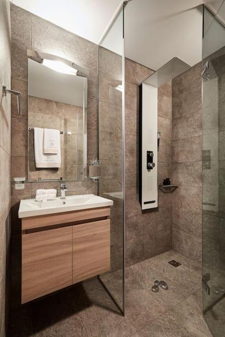 Apartment Cw Riviera Athens