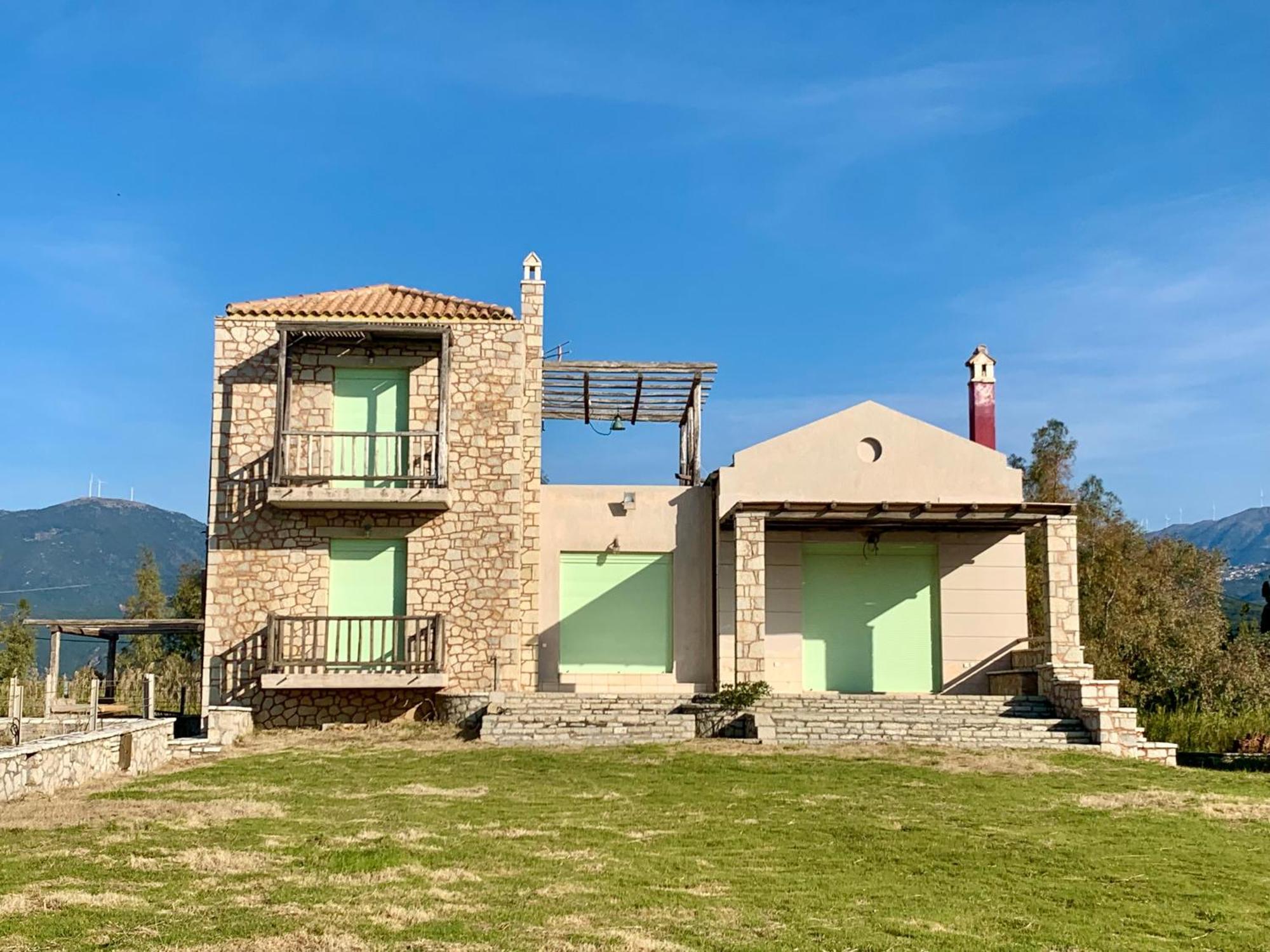 Villa Cymothoe Chiliadou (Fokida)