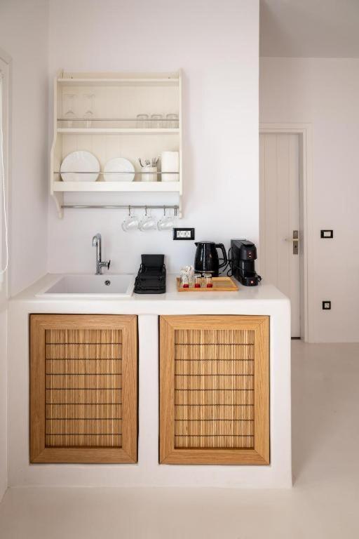 Aparthotel Piccole Kamari (Santorini)