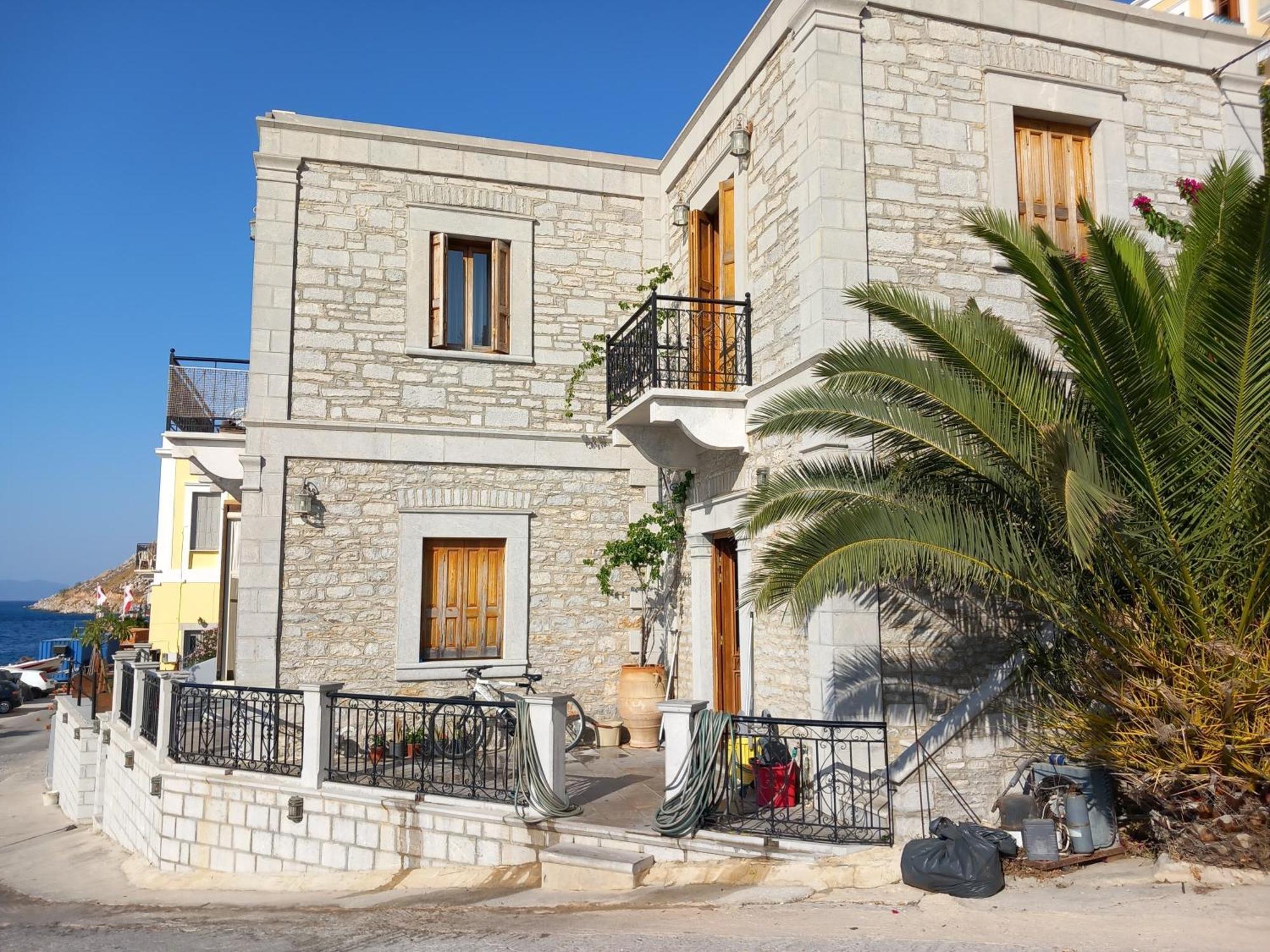 Apartment Petalo House Symi