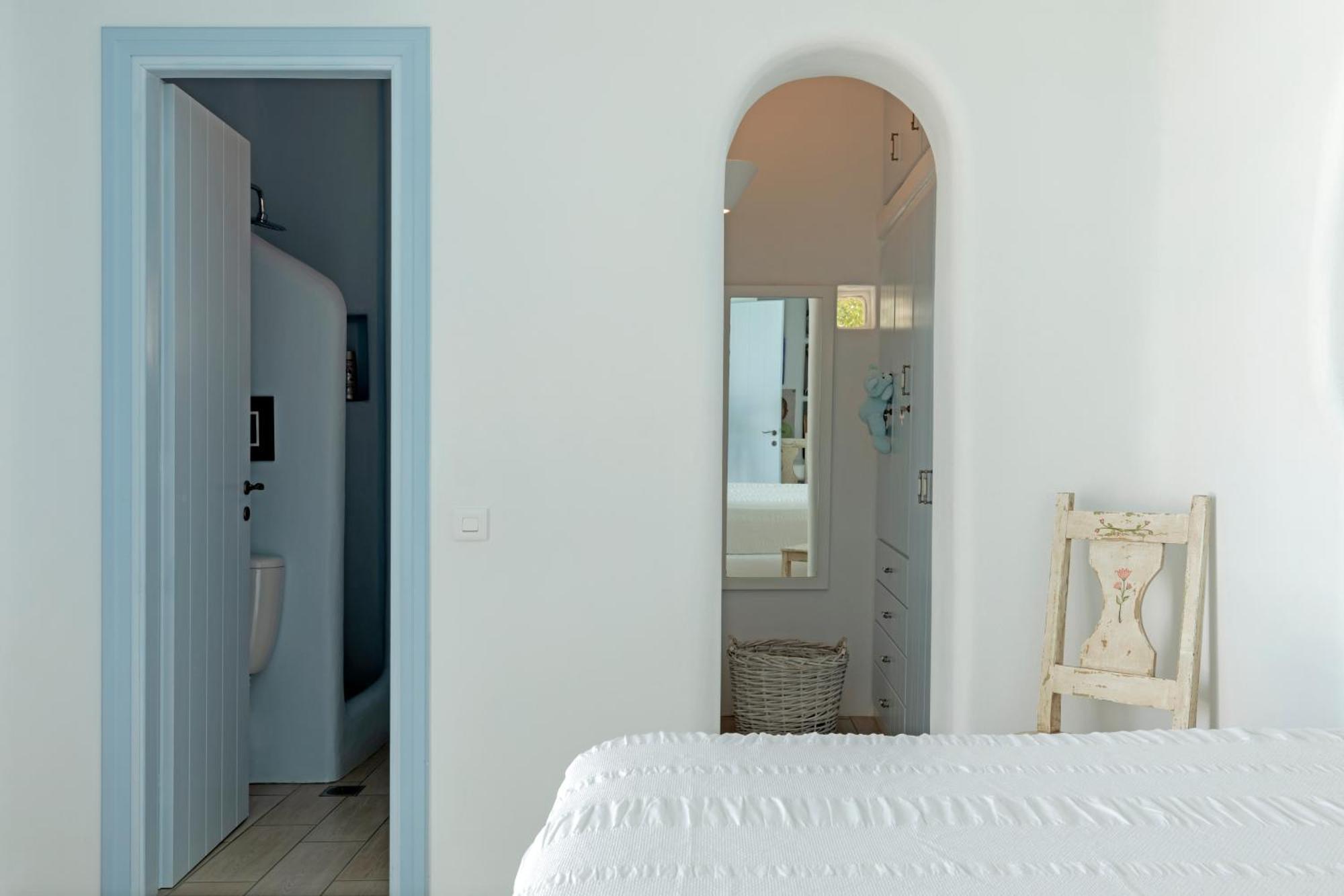 Maira With Seaview And Private Swimming Pool * Drios