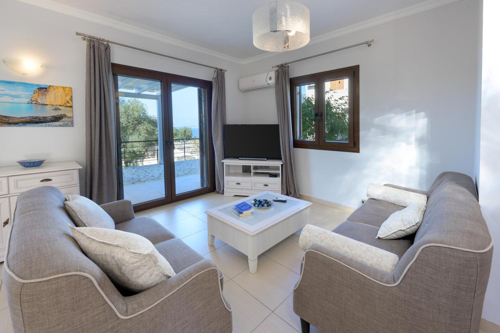 Bougarini Haven Family Rock Pool Oasis Villa *