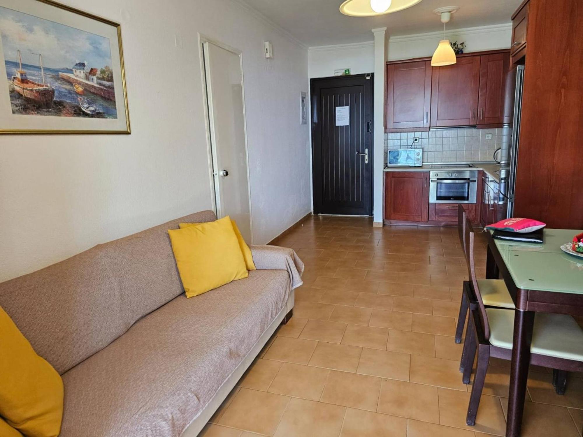 Holiday home Corfu Menigos *