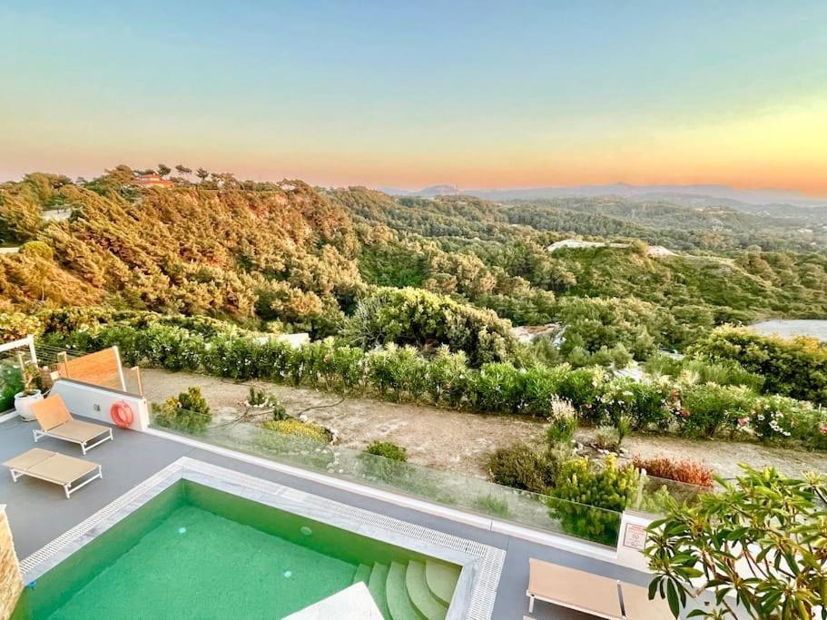 Villa Kalithea-hills With Pool For 8 Up To 12 In Rhodes Town Asgourou