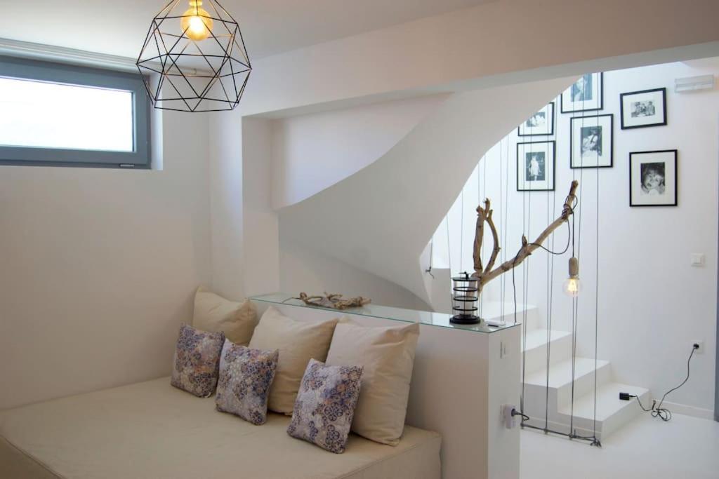 Kalithea-hills With Pool For 8 Up To 12 In Rhodes Town Villa *