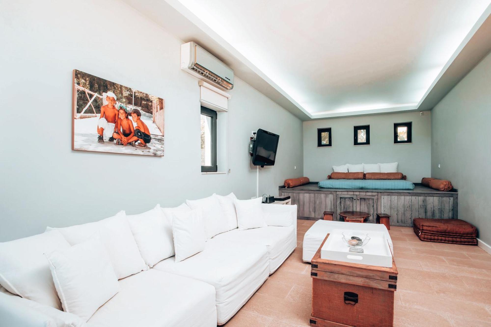Villa Oneiro - Voted The In Rhodes, Greece! *